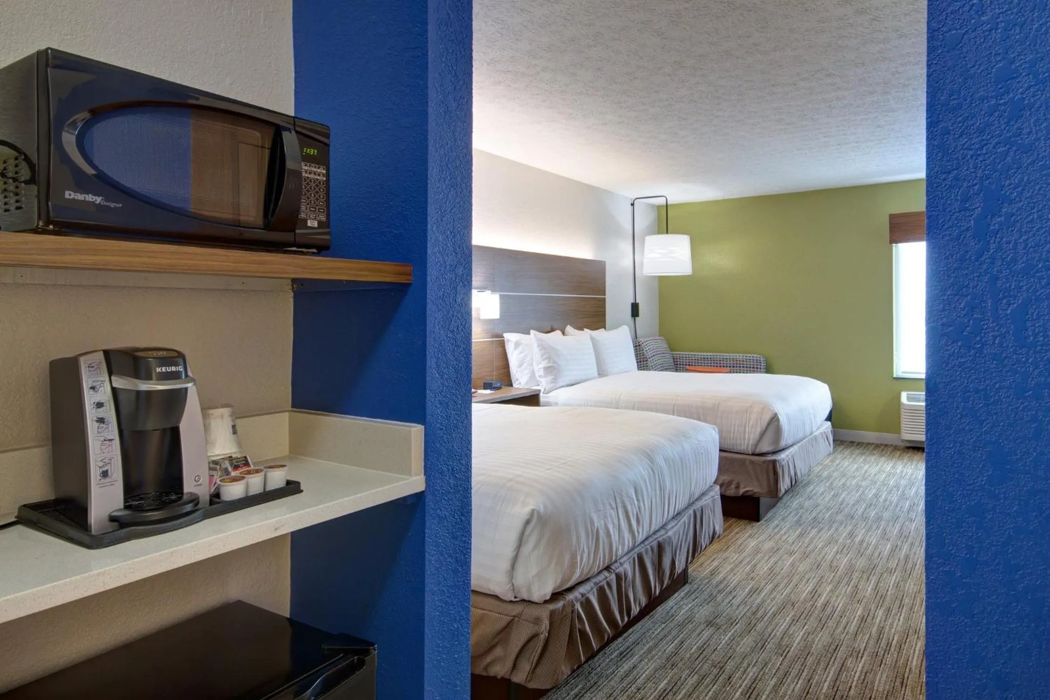 Standard Room with Two Queen Beds in Holiday Inn Express Columbus South - Obetz by IHG