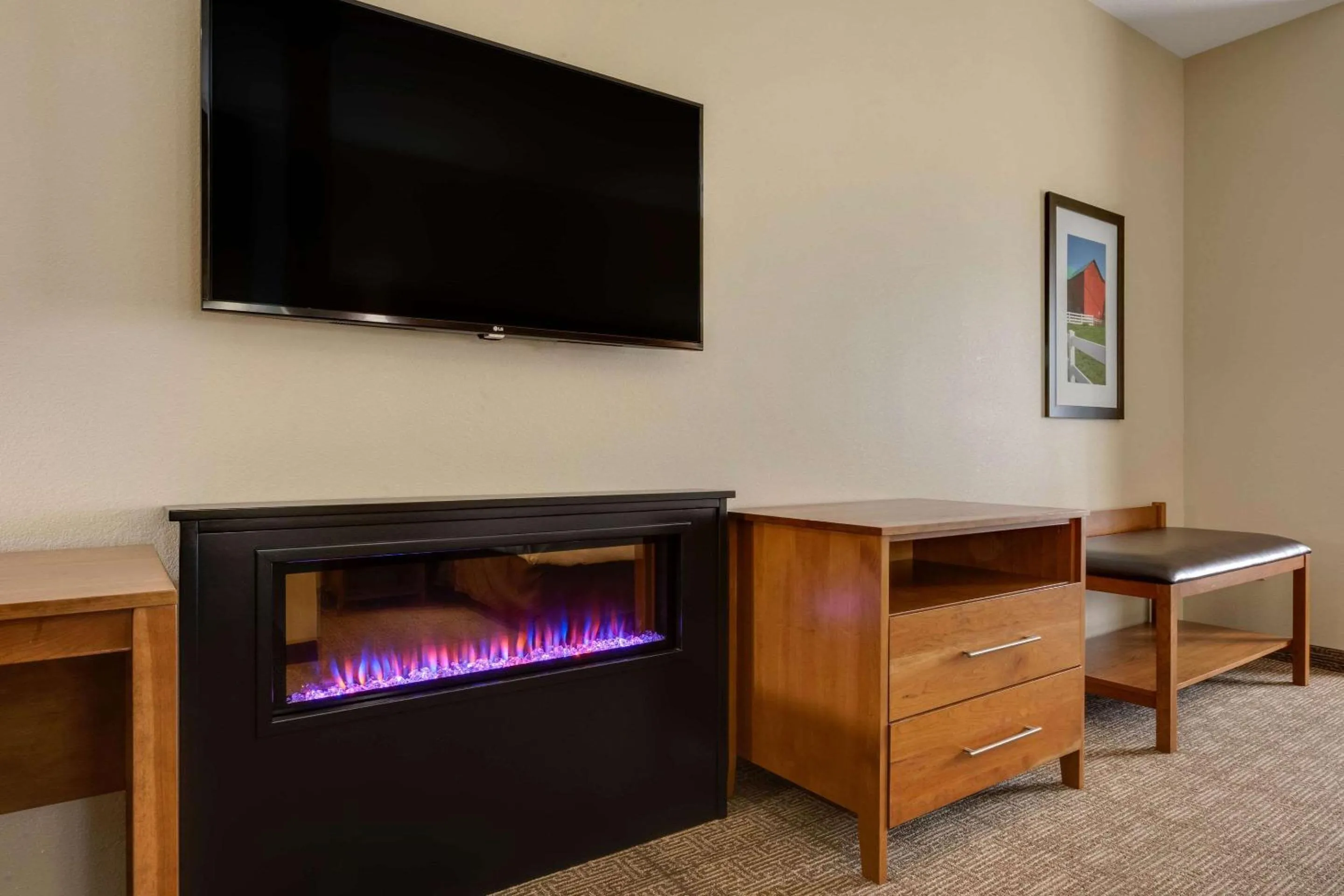 Junior Suite - Non-Smoking in Comfort Suites Hotel and Conference Center