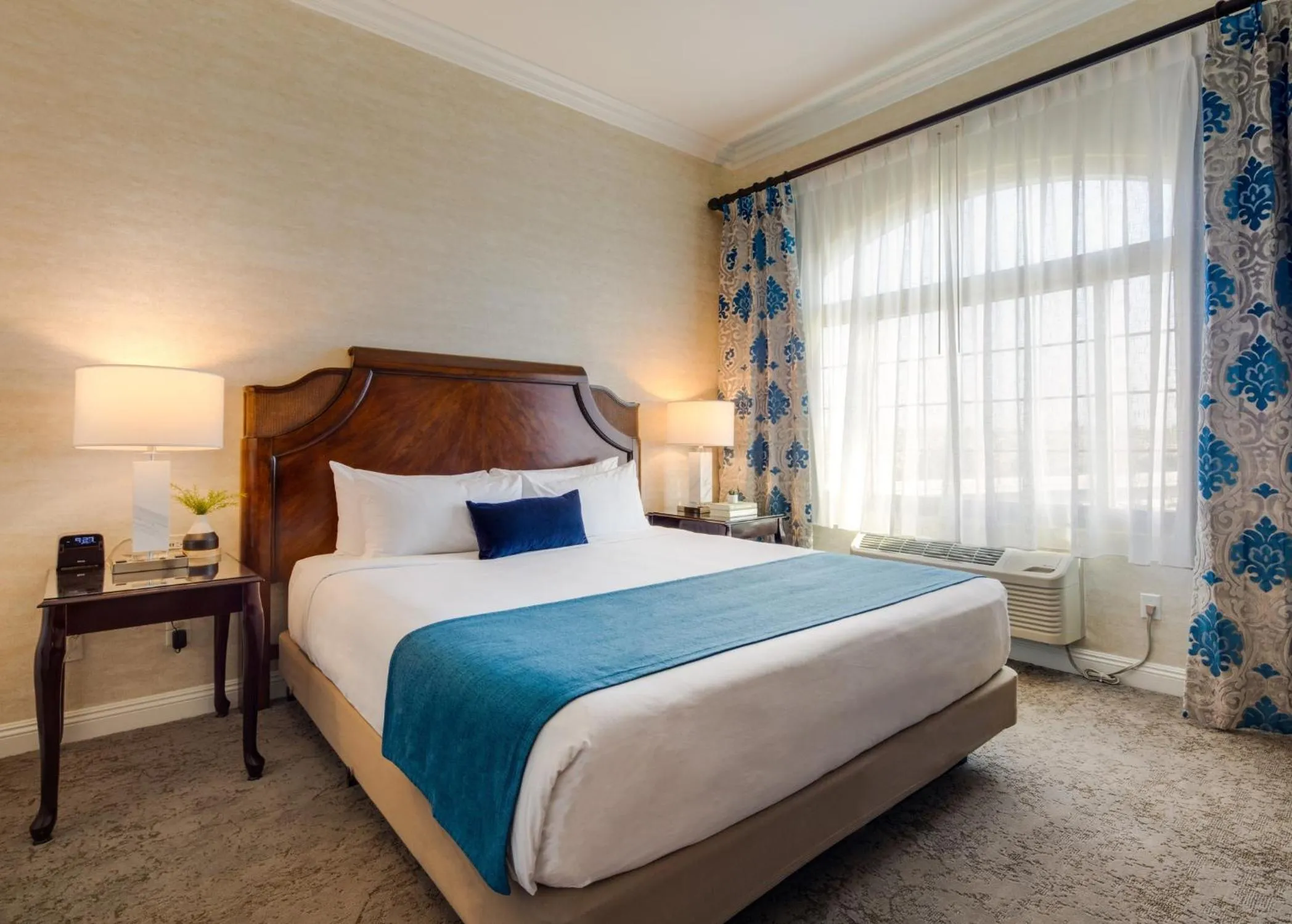 King Studio Suite in Ayres Suites Diamond Bar