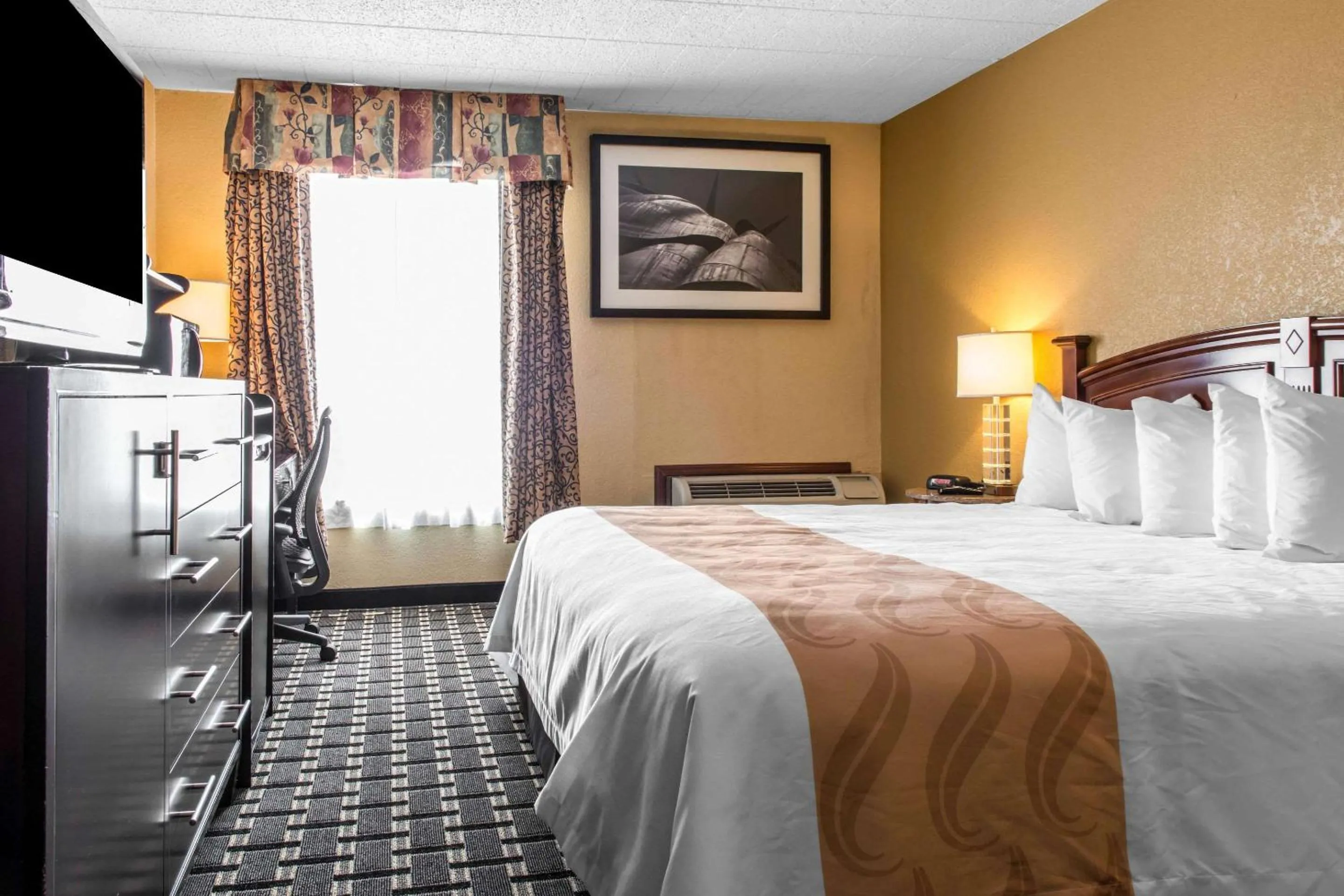 King Room - Disability Access/Non-Smoking in Quality Inn