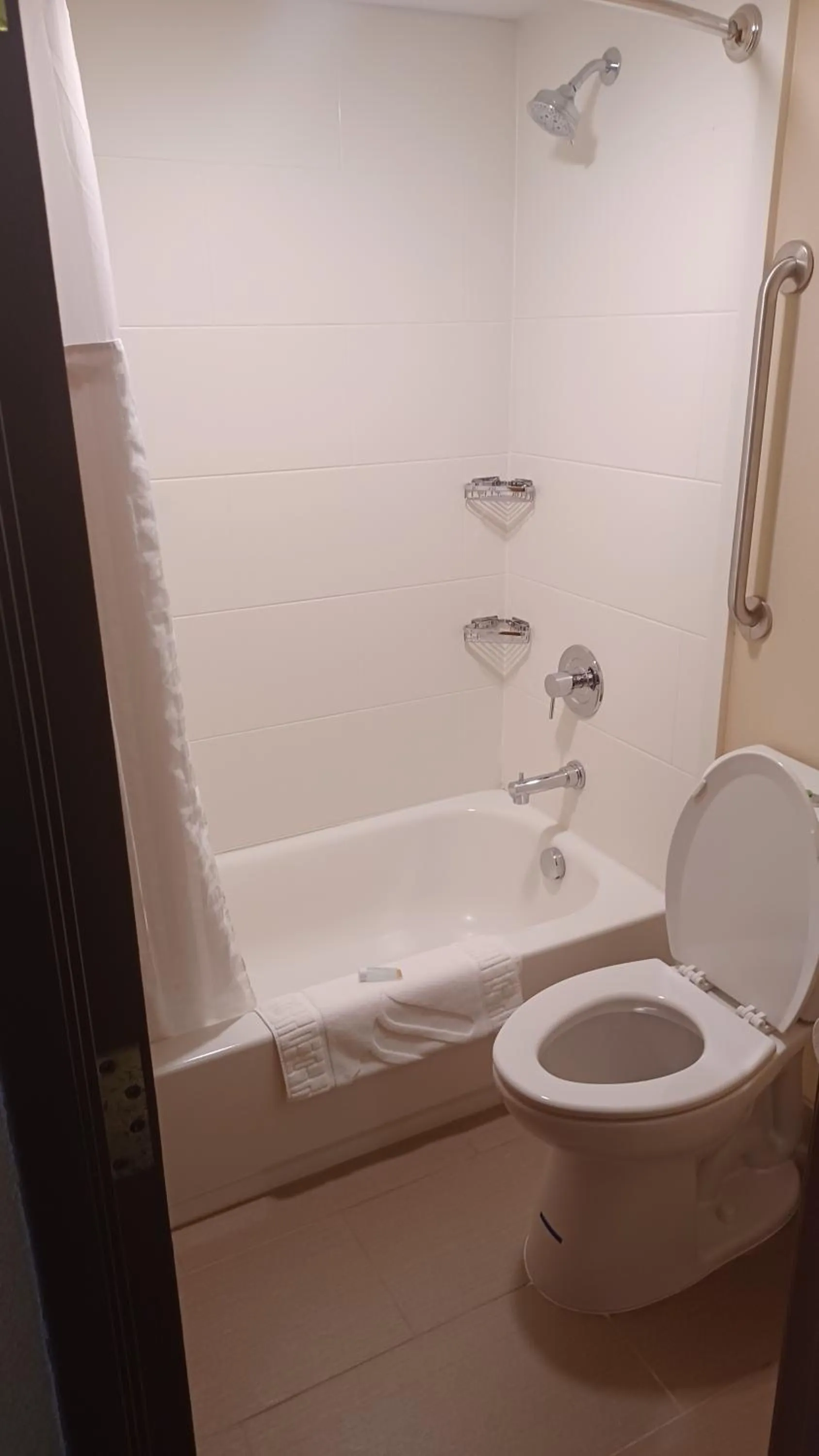 King Studio Suite - Non-Smoking in Wingate by Wyndham Pittsburgh New Stanton