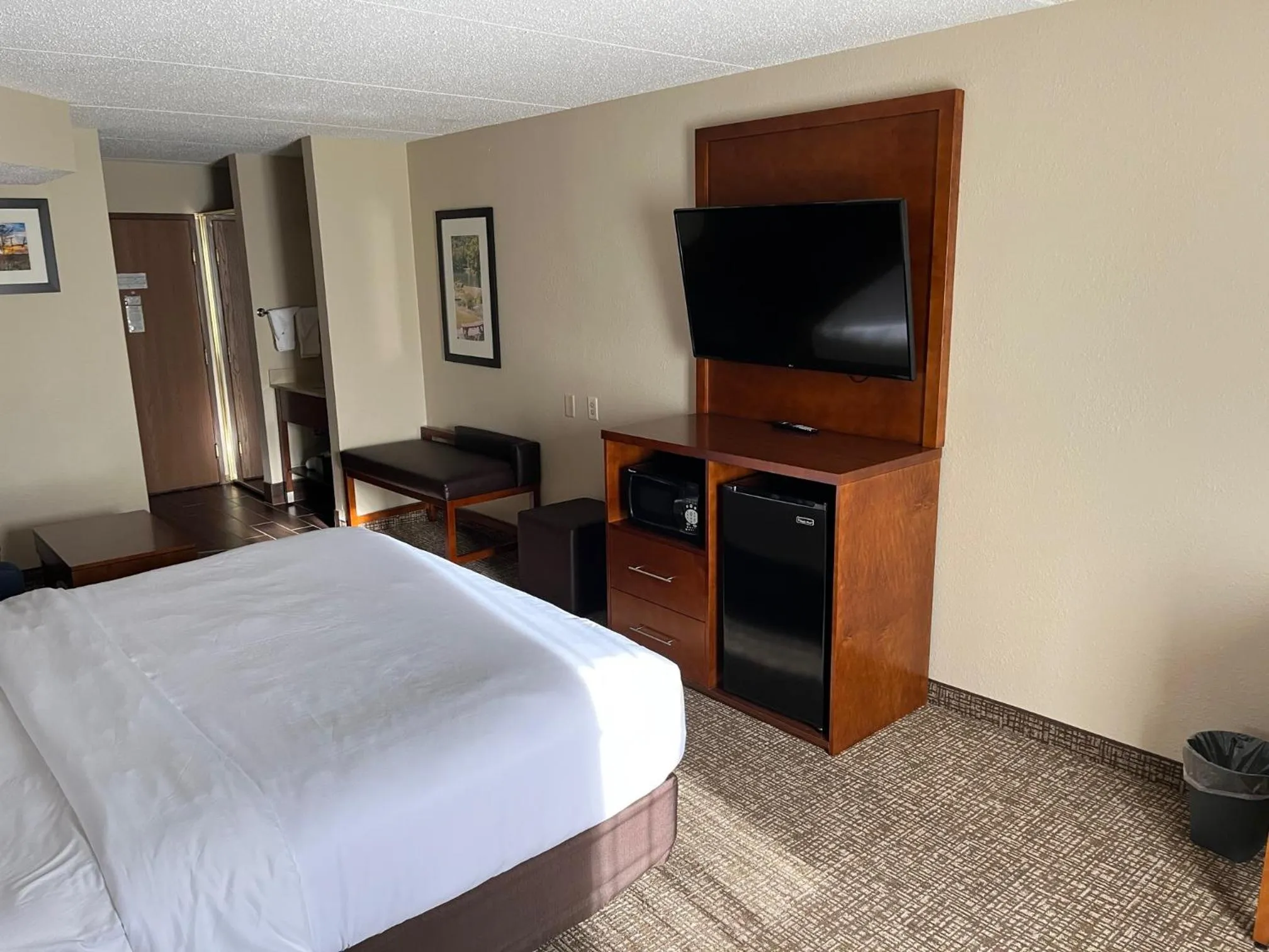 King Room - Non-Smoking in Wingate by Wyndham Clearfield