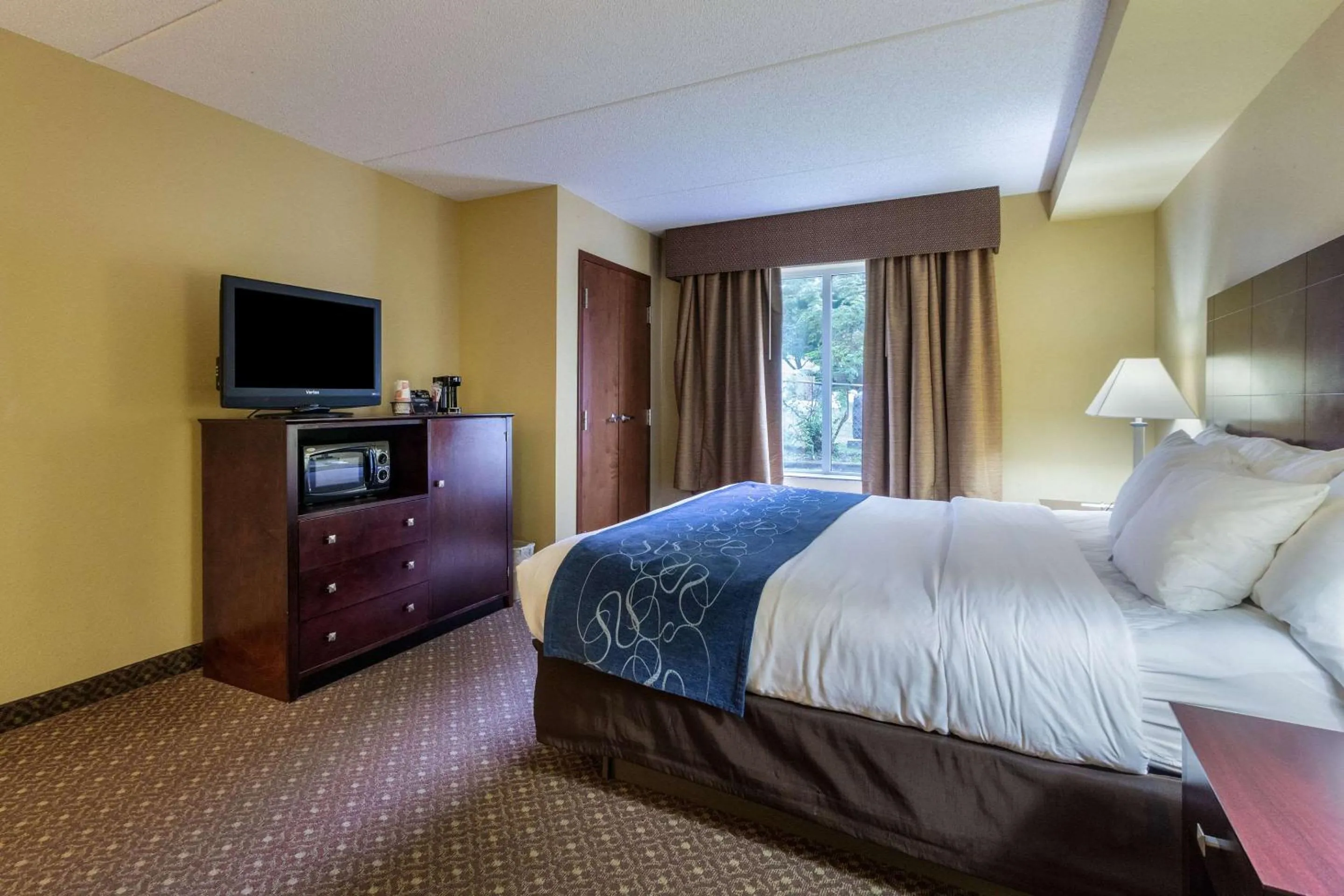 Superior Suite with One King Bed and Two Queen Beds - Non-Smoking in Comfort Suites Near Gettysburg Battlefield Visitor Center