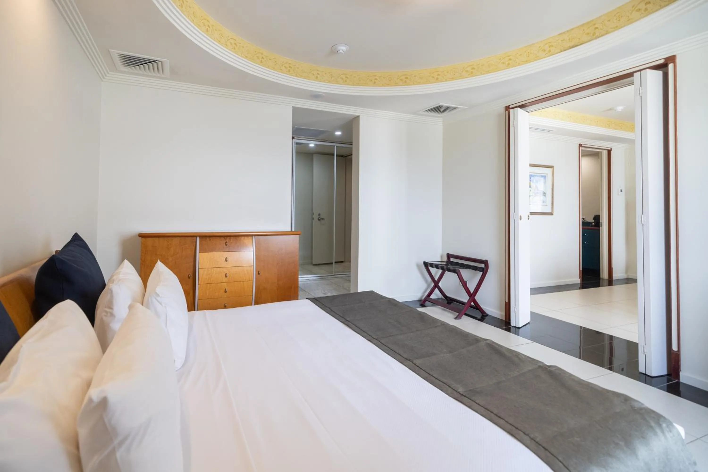 Grand Suite in Mindil Beach Casino Resort