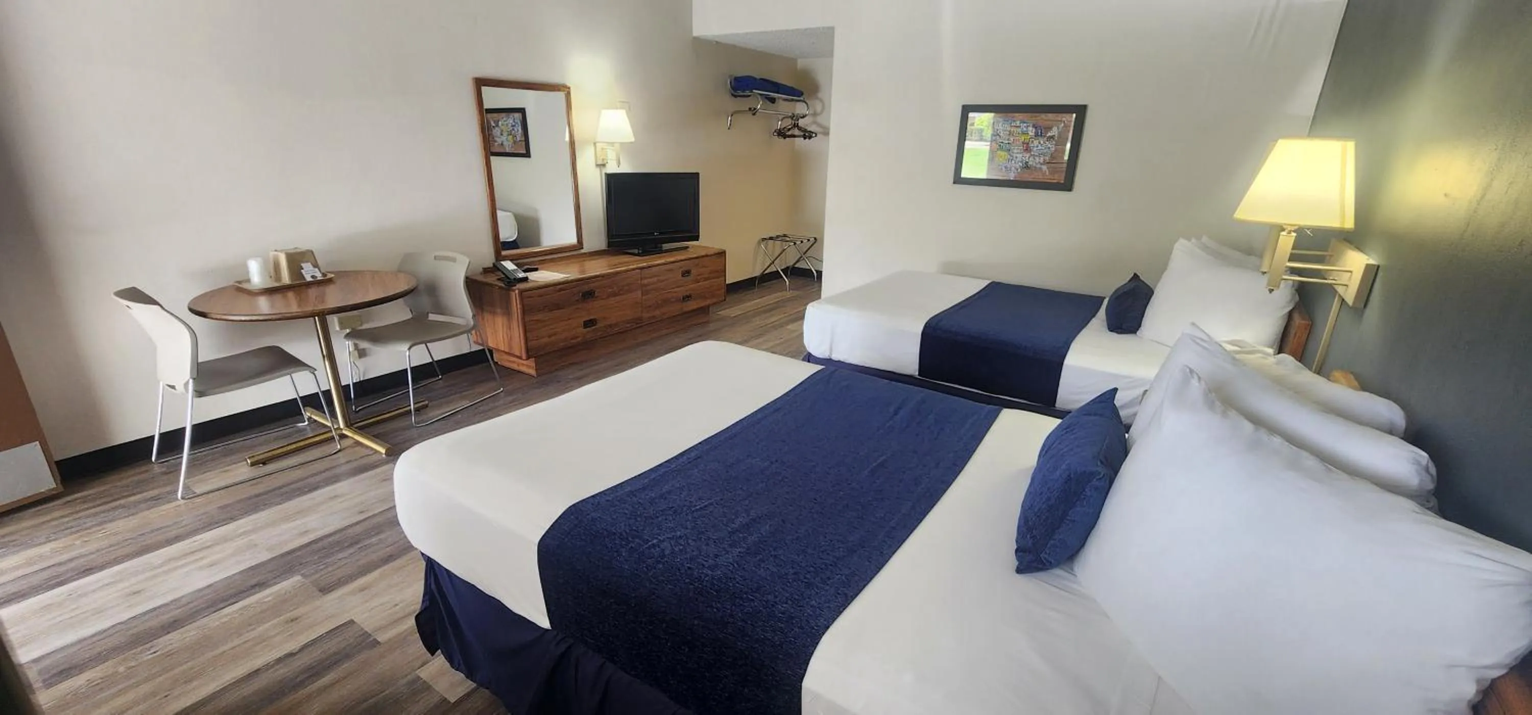 Double Room with Two Double Beds - Non-Smoking in Parkview Inn and Conference Center