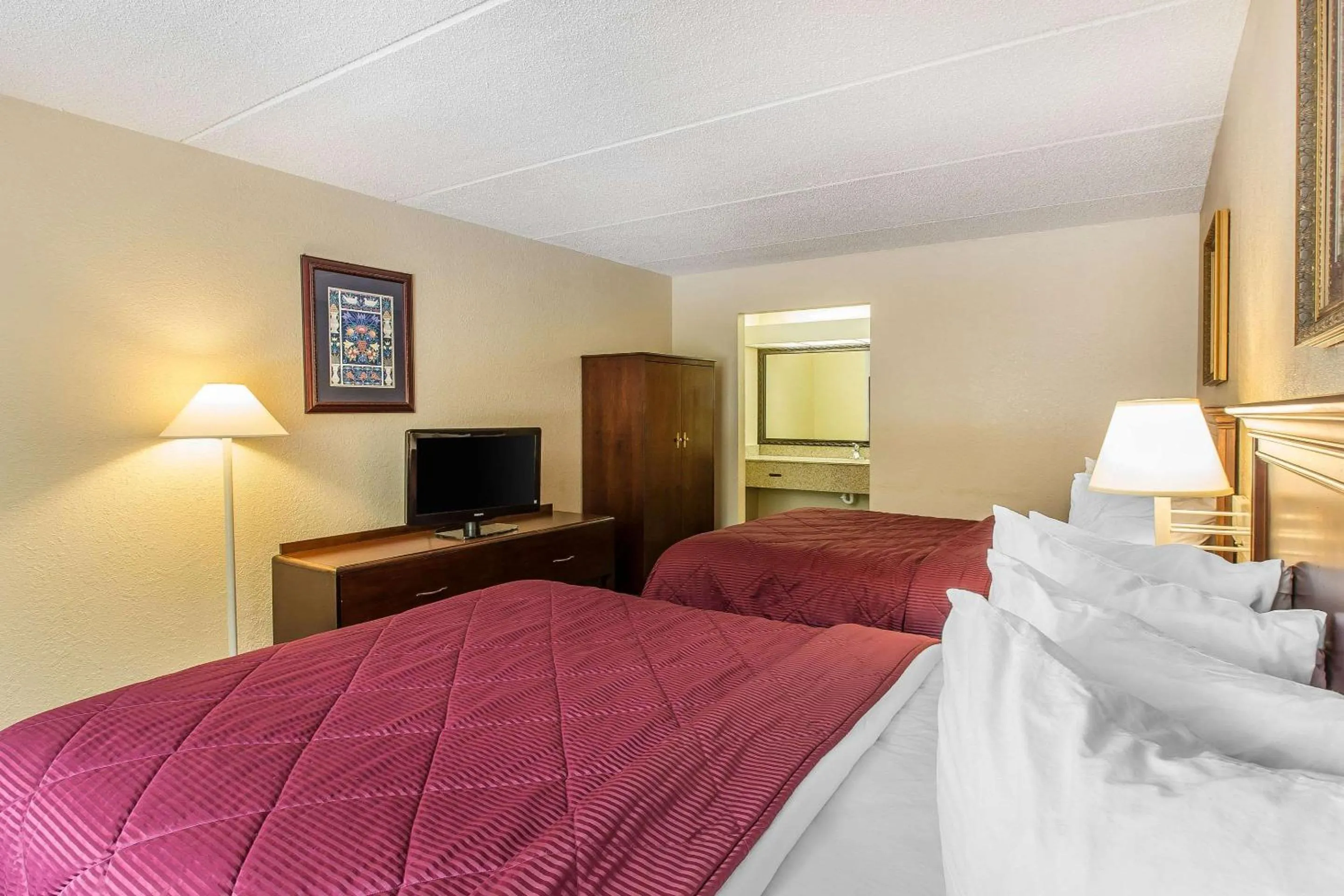 Queen Room with Two Queen Beds - Non-Smoking in Quality Inn & Suites Easley - Greenville