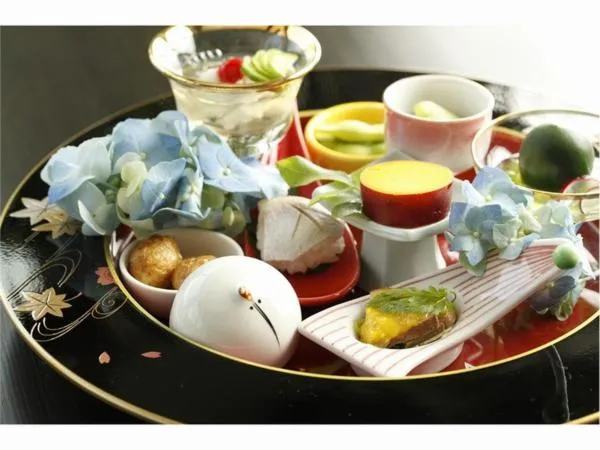 Room with Tatami Area in Hakone Fura