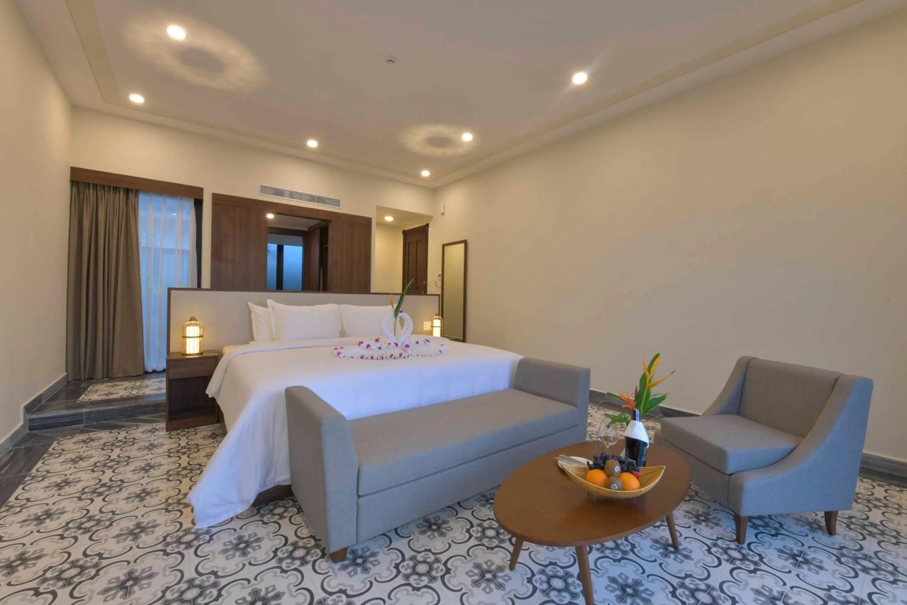 River & Lake View Villa in CocoLand Thu Xa Ancient Town Resort