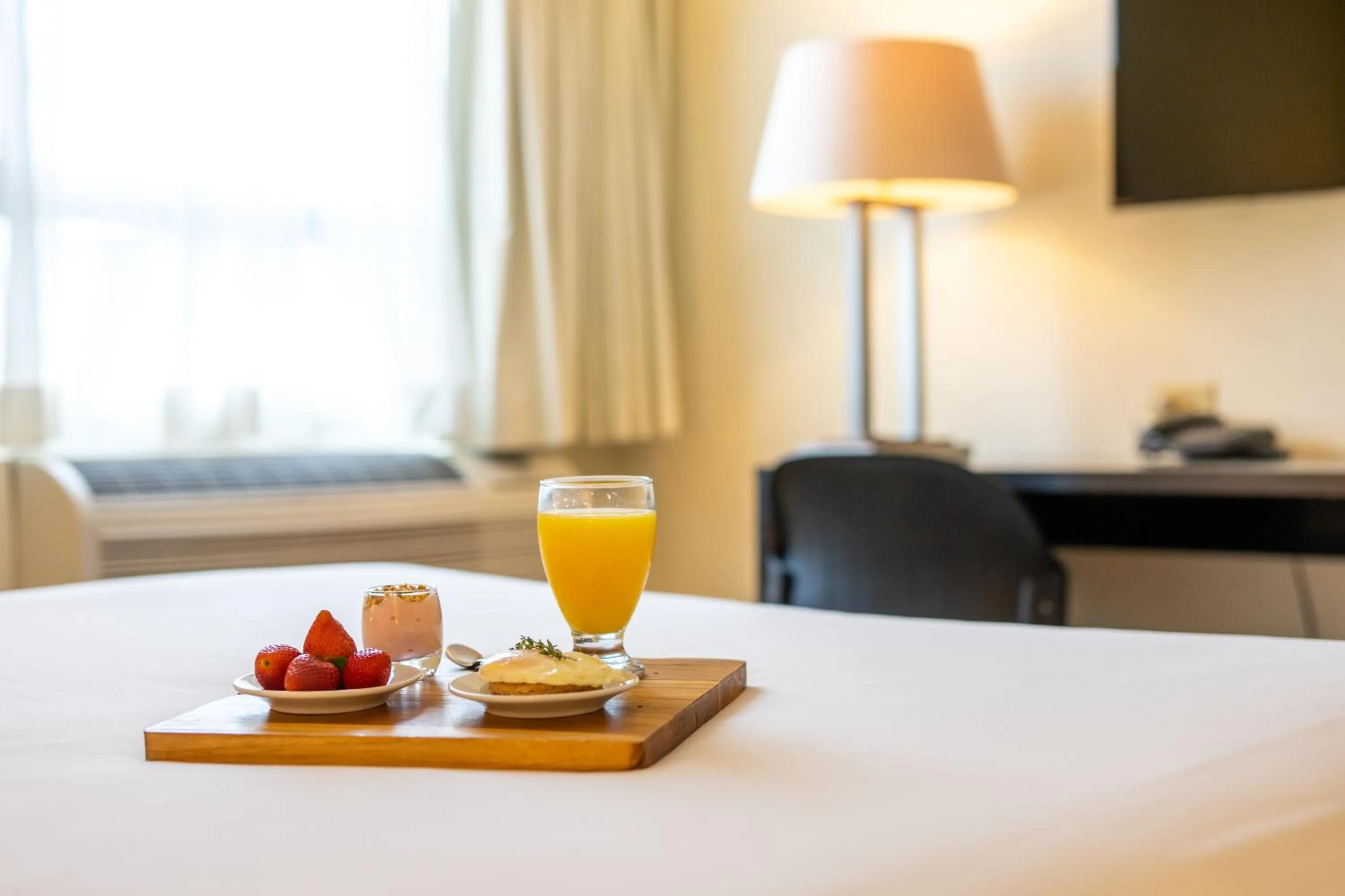 Queen Room - Non-Smoking in Comfort Inn Real San Miguel