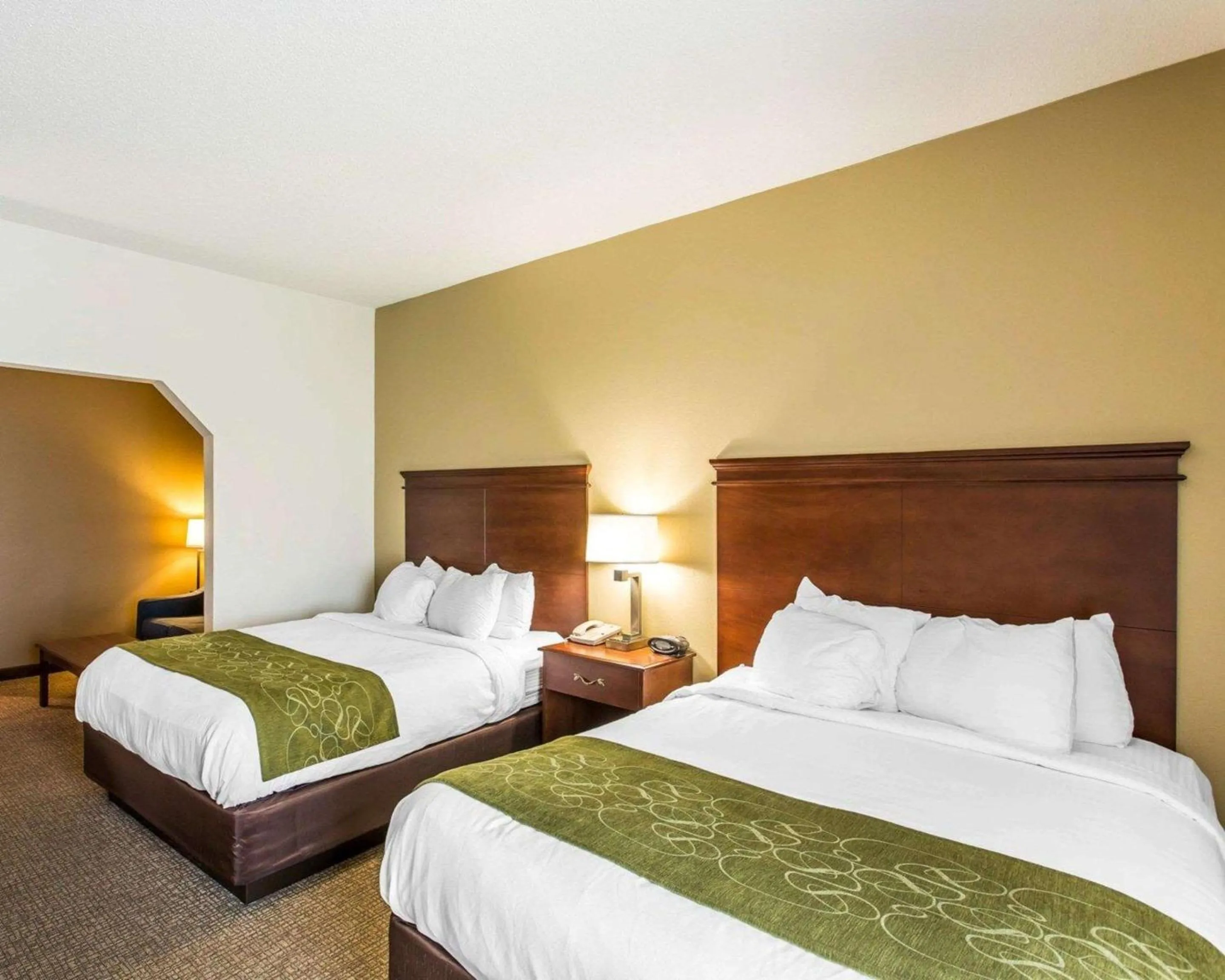 Queen Suite with Two Queen Beds - Non-Smoking in Comfort Suites Cookeville
