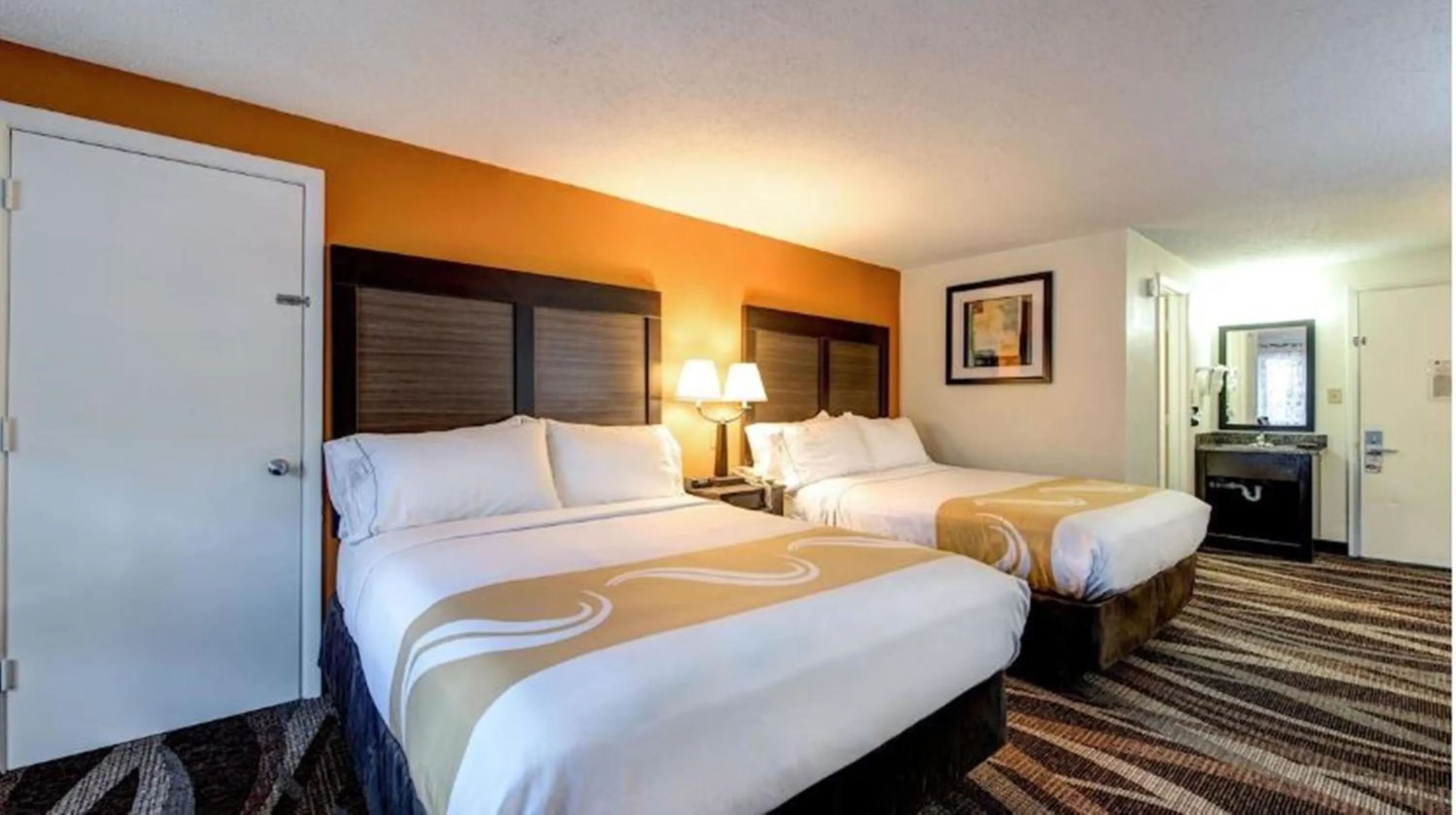 Queen Room with Two Queen Beds Poolside - Non Smoking in Quality Inn Creekside - Downtown Gatlinburg