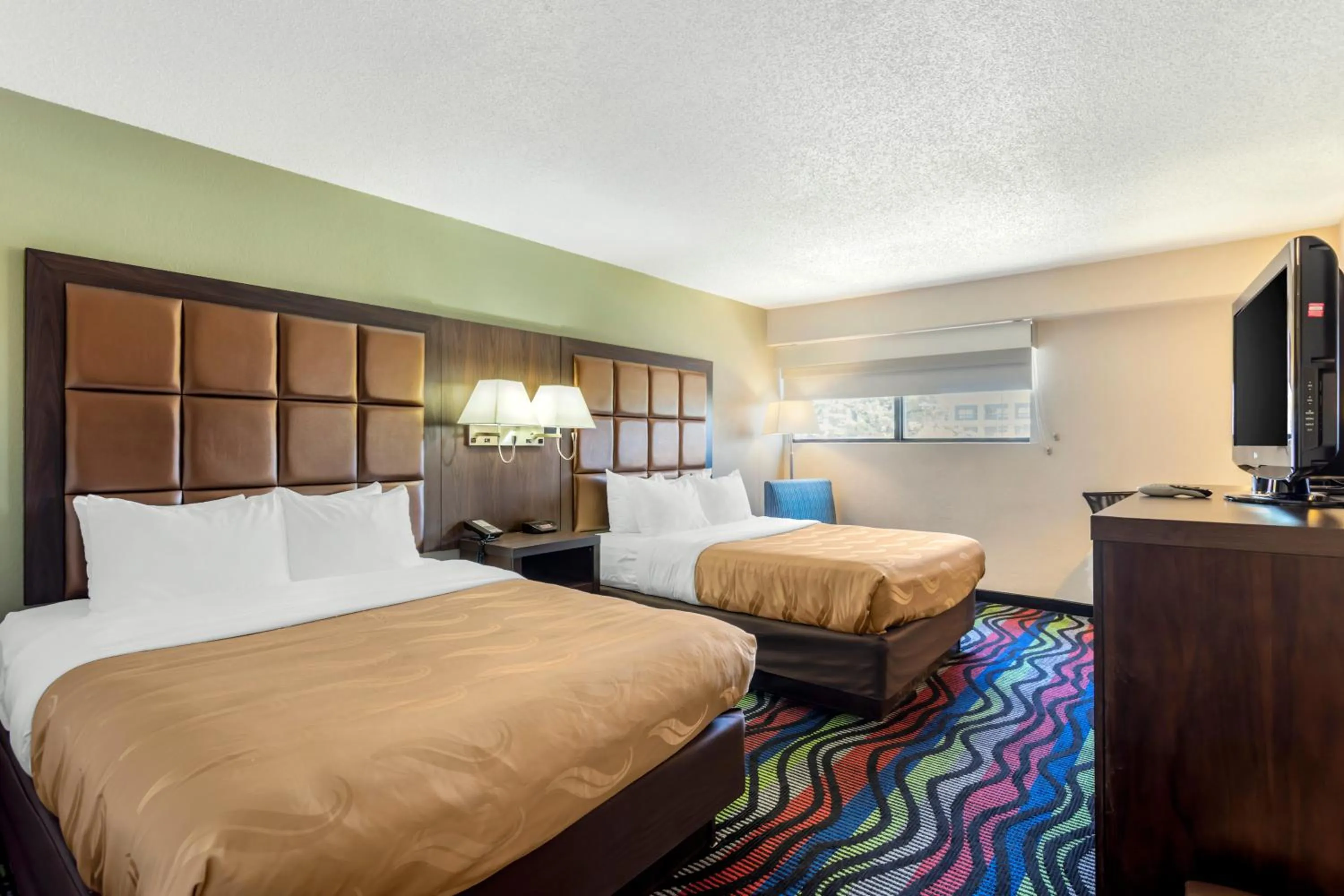 Quadruple Room with Two Queen Beds - Non Smoking in Quality Inn Cookeville