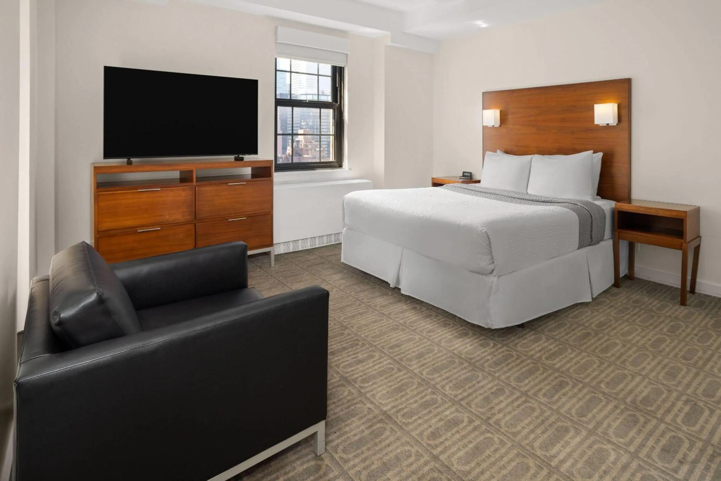 2 Queen Beds, Two-Bedroom Apartment, Non-Smoking in The Beekman Tower, Trademark Collection by Wyndham