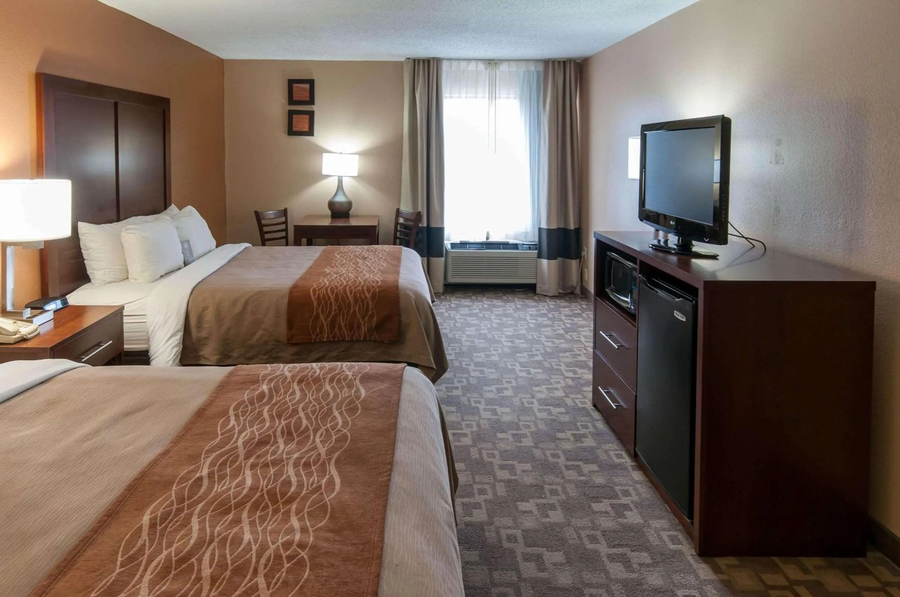 Queen Room with Two Queen Beds - Non-Smoking in Comfort Inn North Conroe