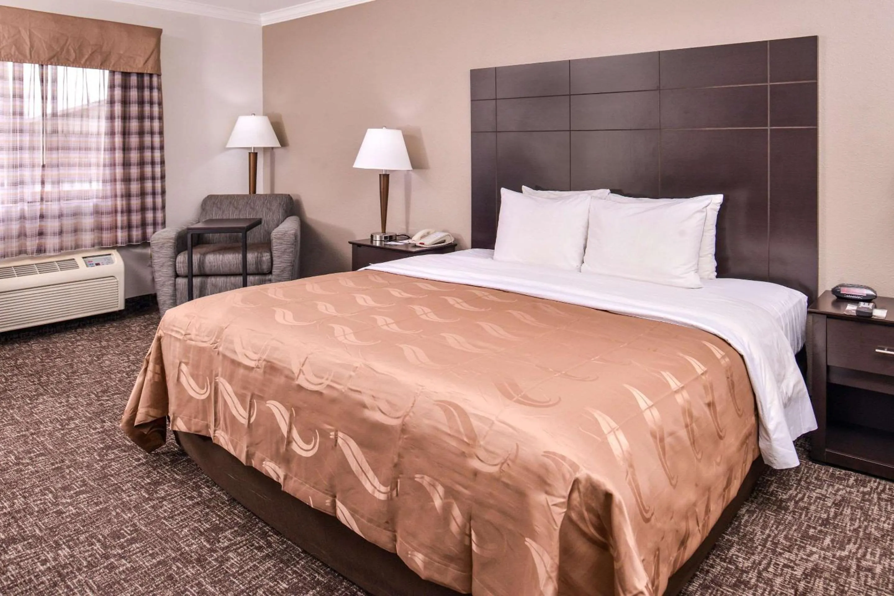 King Suite - Accessible/Non-Smoking in Quality Inn & Suites Beaumont