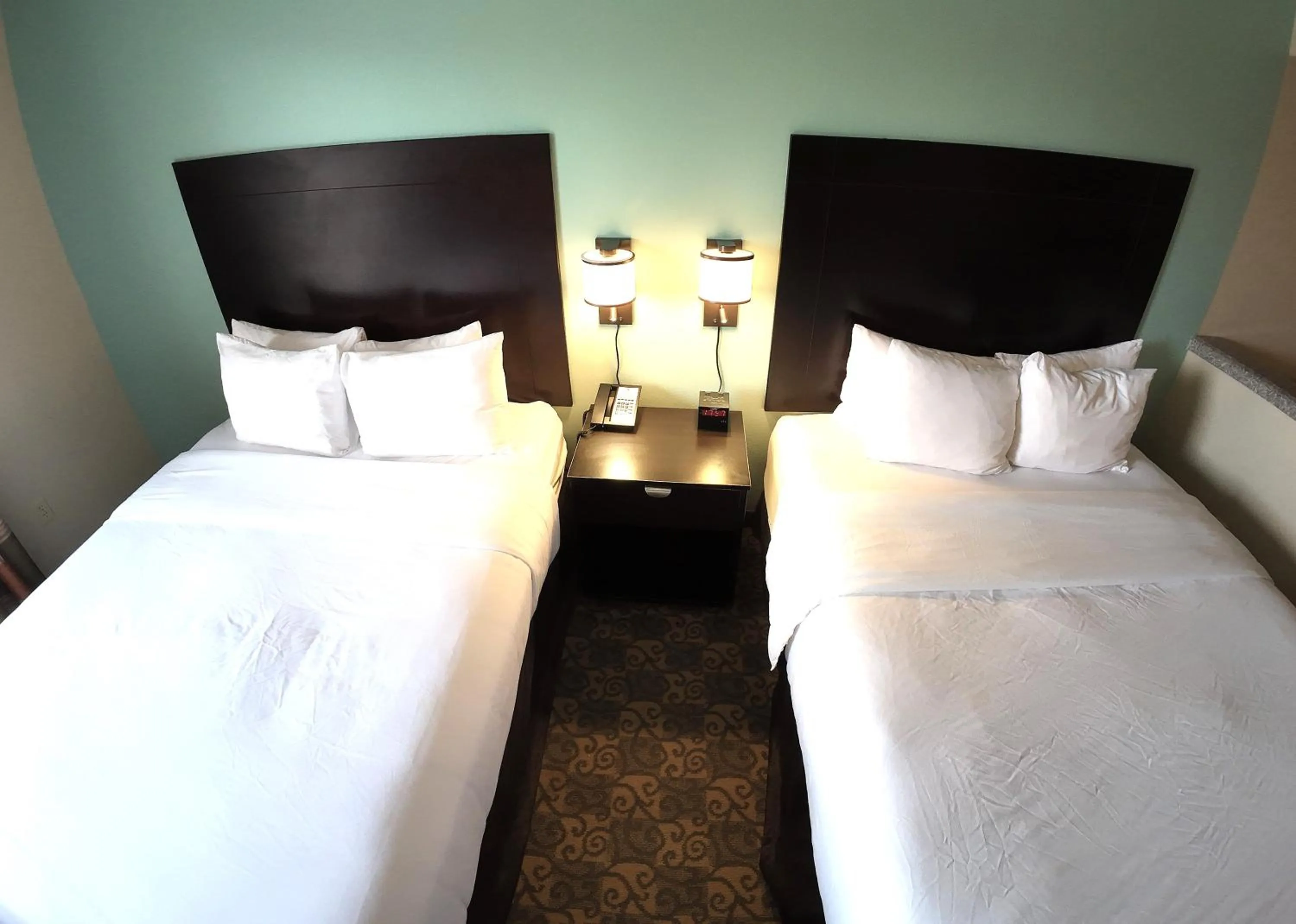 Suite with Two Queen Beds - Accessible/Non-Smoking in Comfort Suites Westchase Houston Energy Corridor