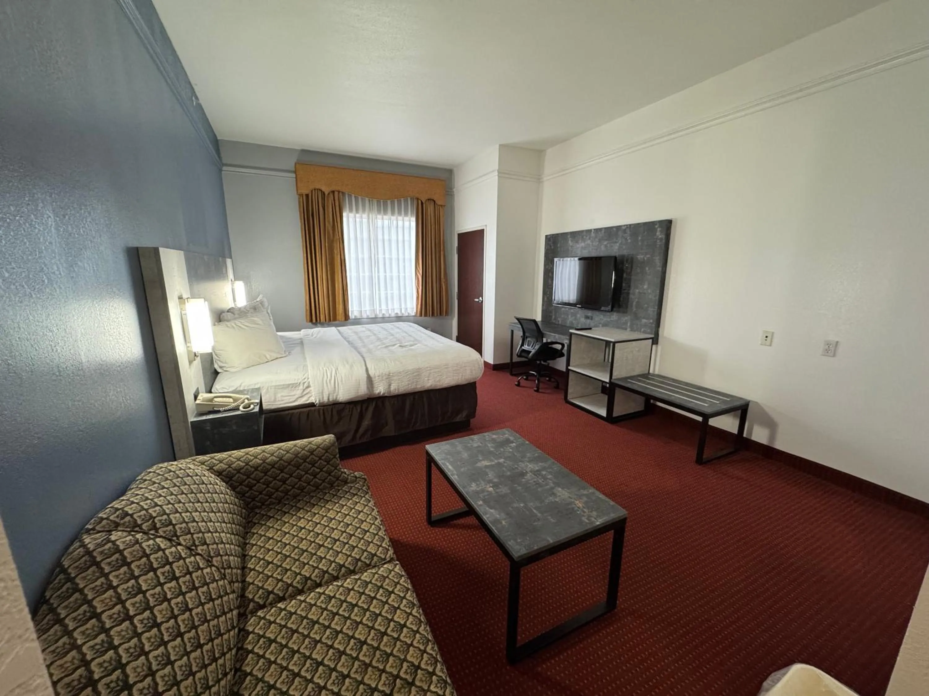 Executive Suite in FairBridge Inn & Suites Cleburne