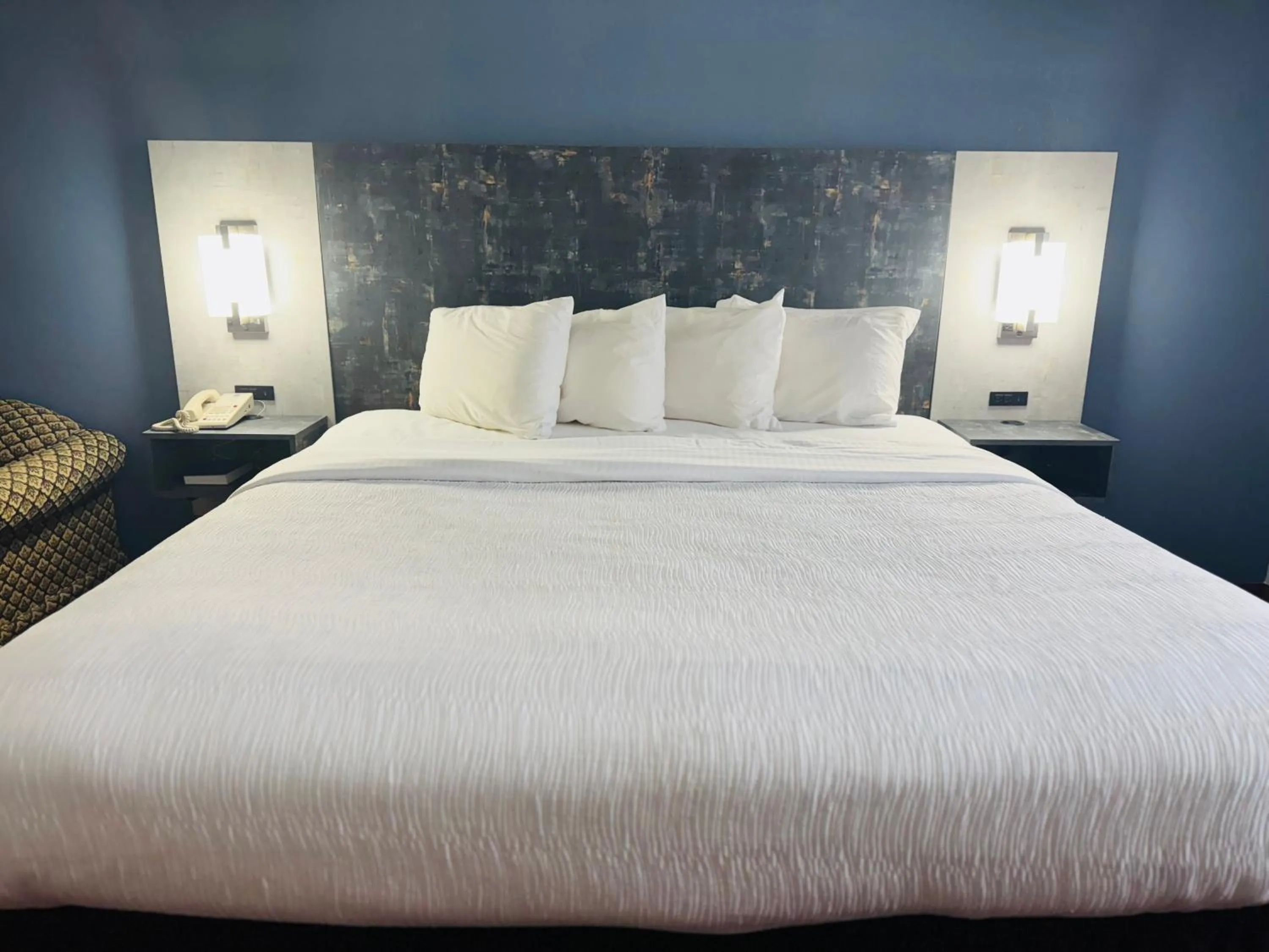 Superior King Room in FairBridge Inn & Suites Cleburne