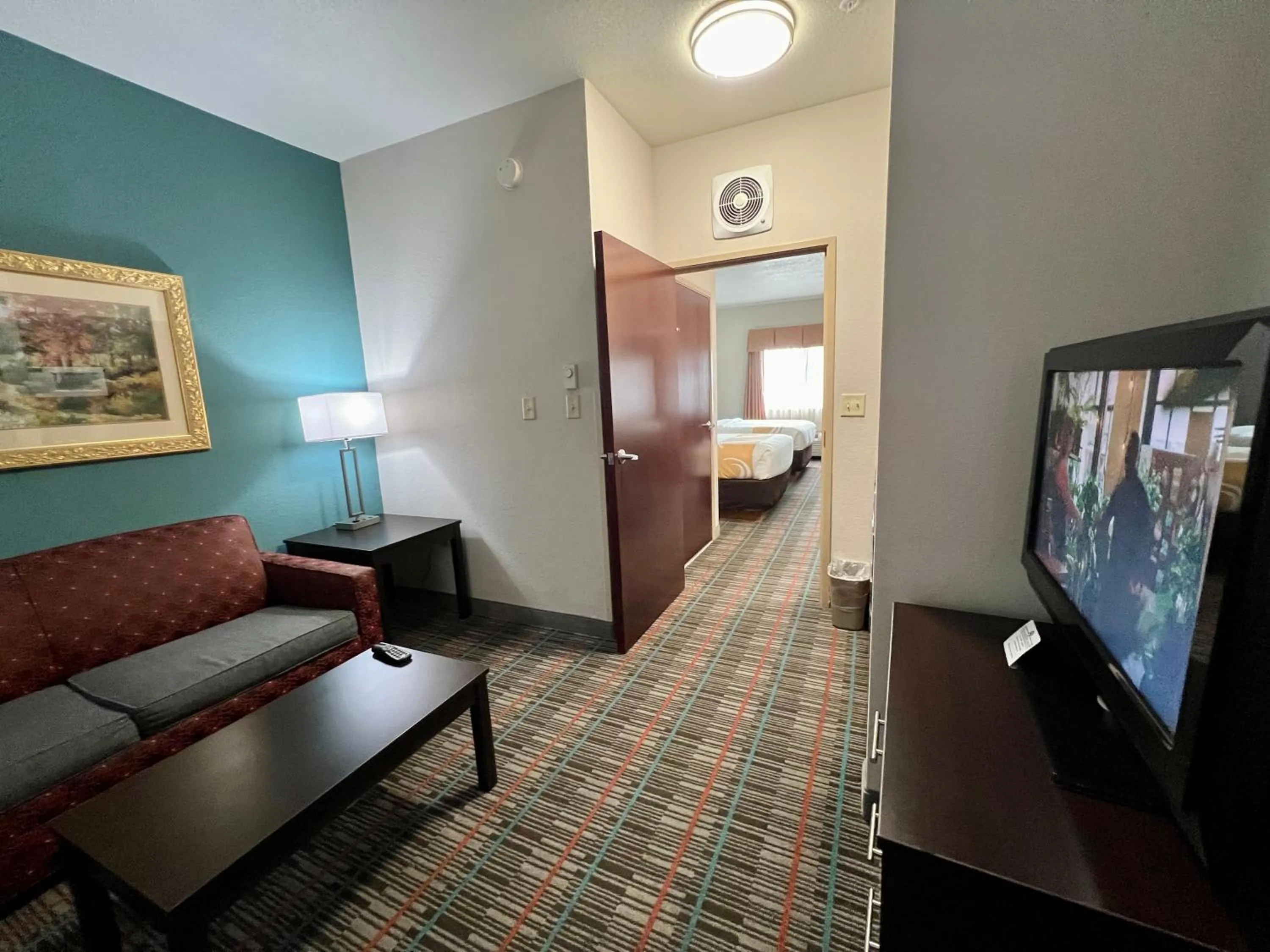 Queen Suite with Two Queen Beds - Non-Smoking in Quality Inn & Suites Near University