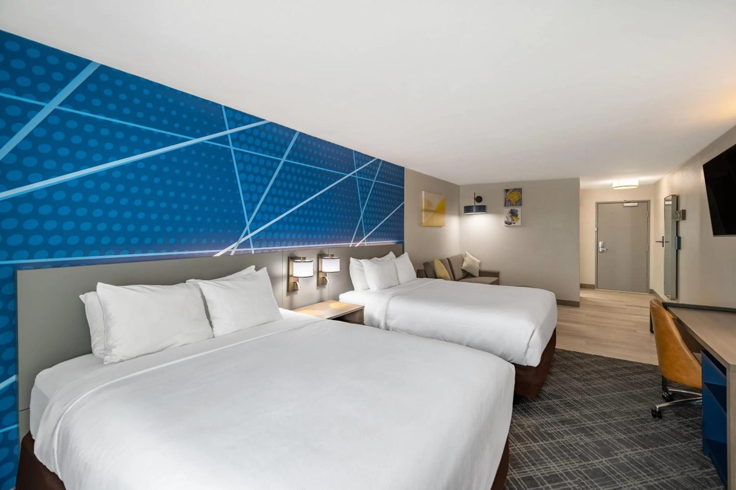 Queen Suite with Two Queen Beds - Non-Smoking in Comfort Suites Longview North