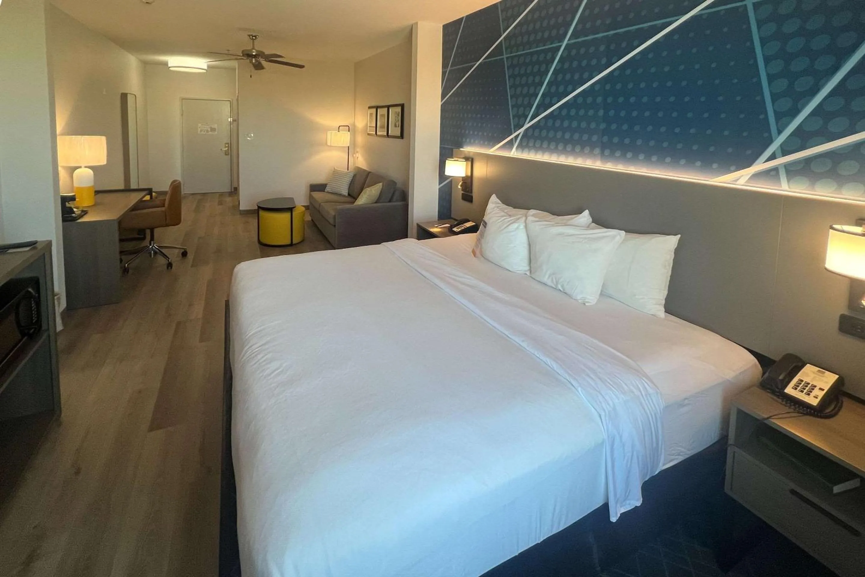 King Suite - Non-Smoking in Comfort Suites San Angelo near University