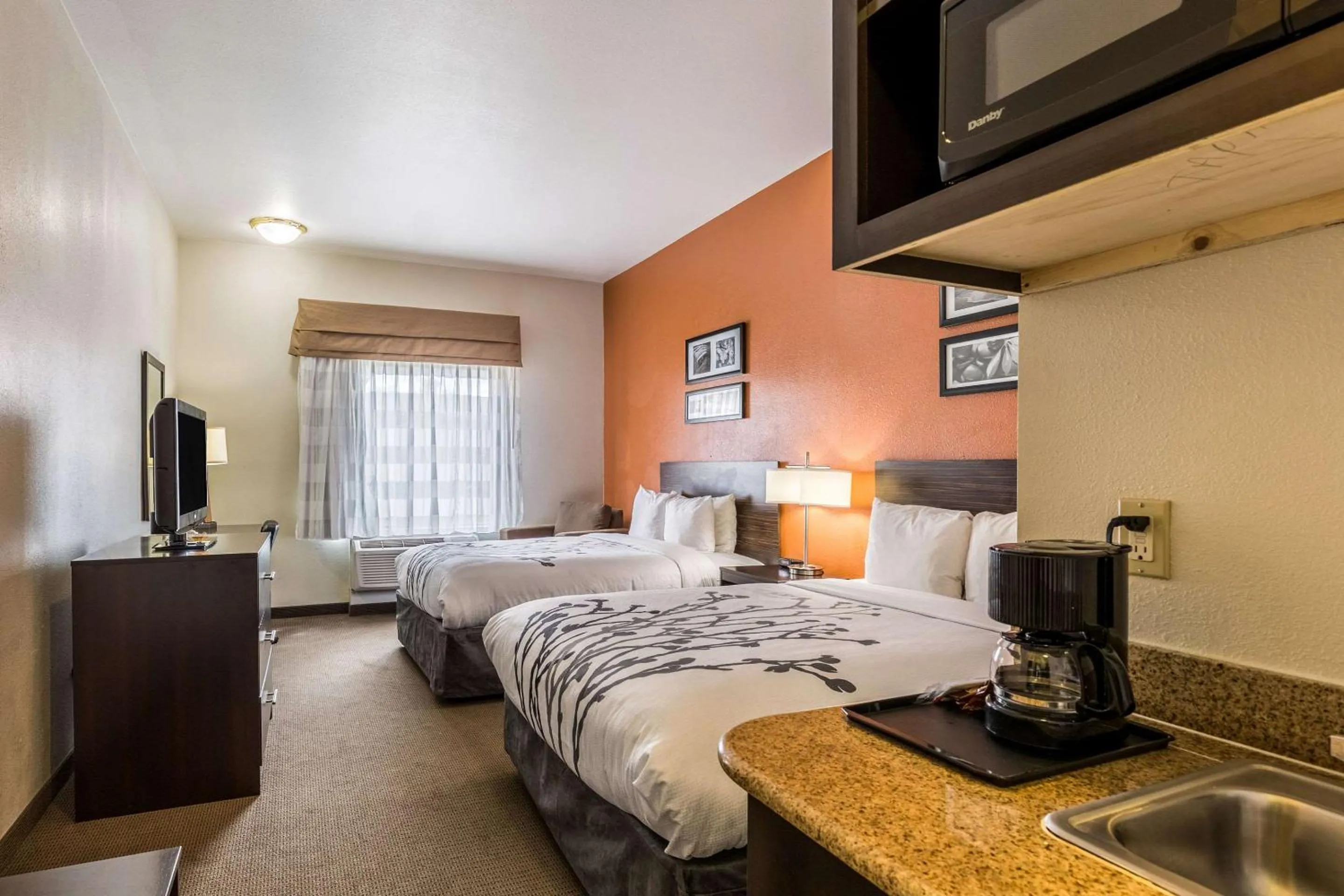 Queen Room with Two Queen Beds - Smoking in Sleep Inn & Suites Stafford - Sugarland