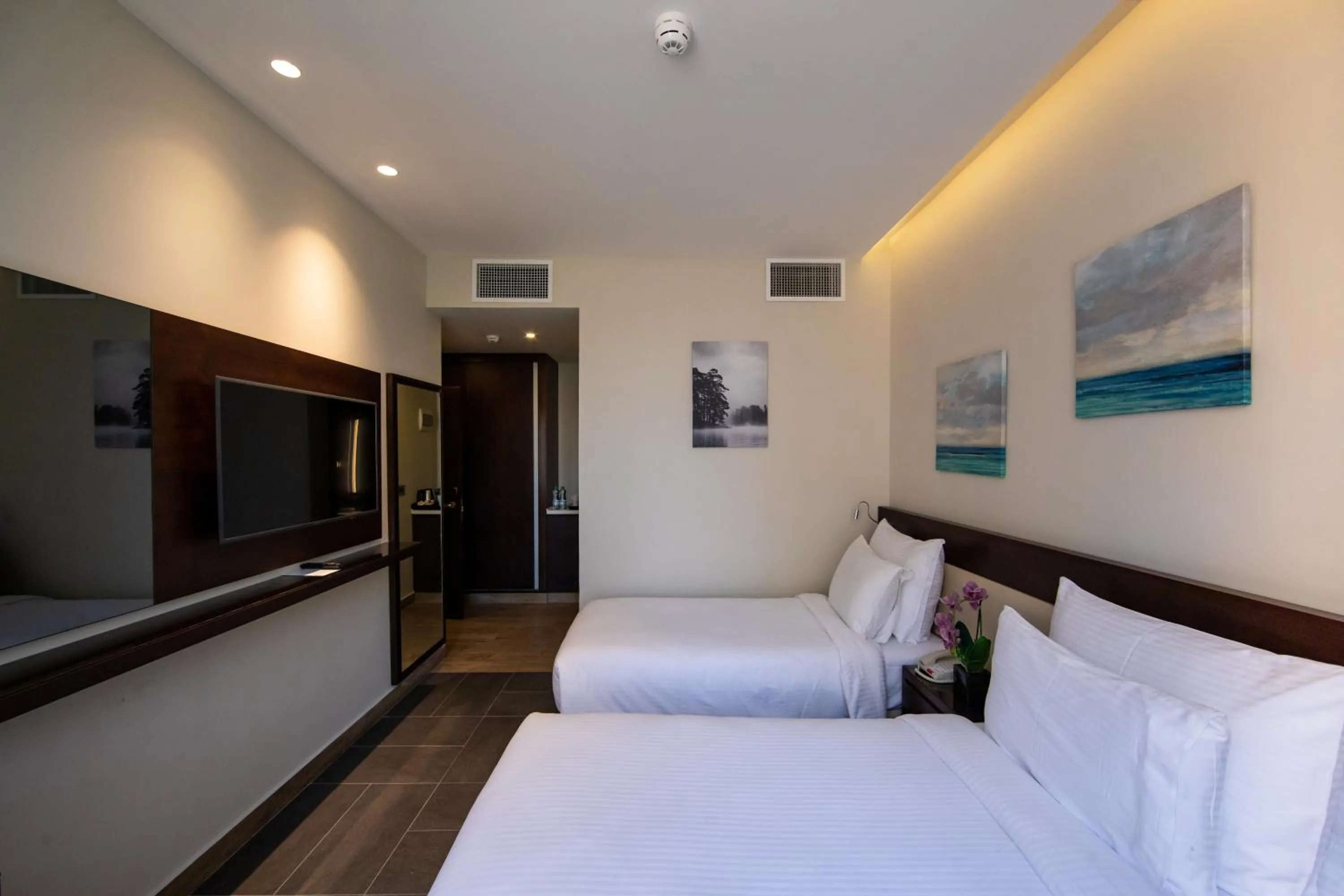 Classic Double or Twin Room in The Compass Hotel