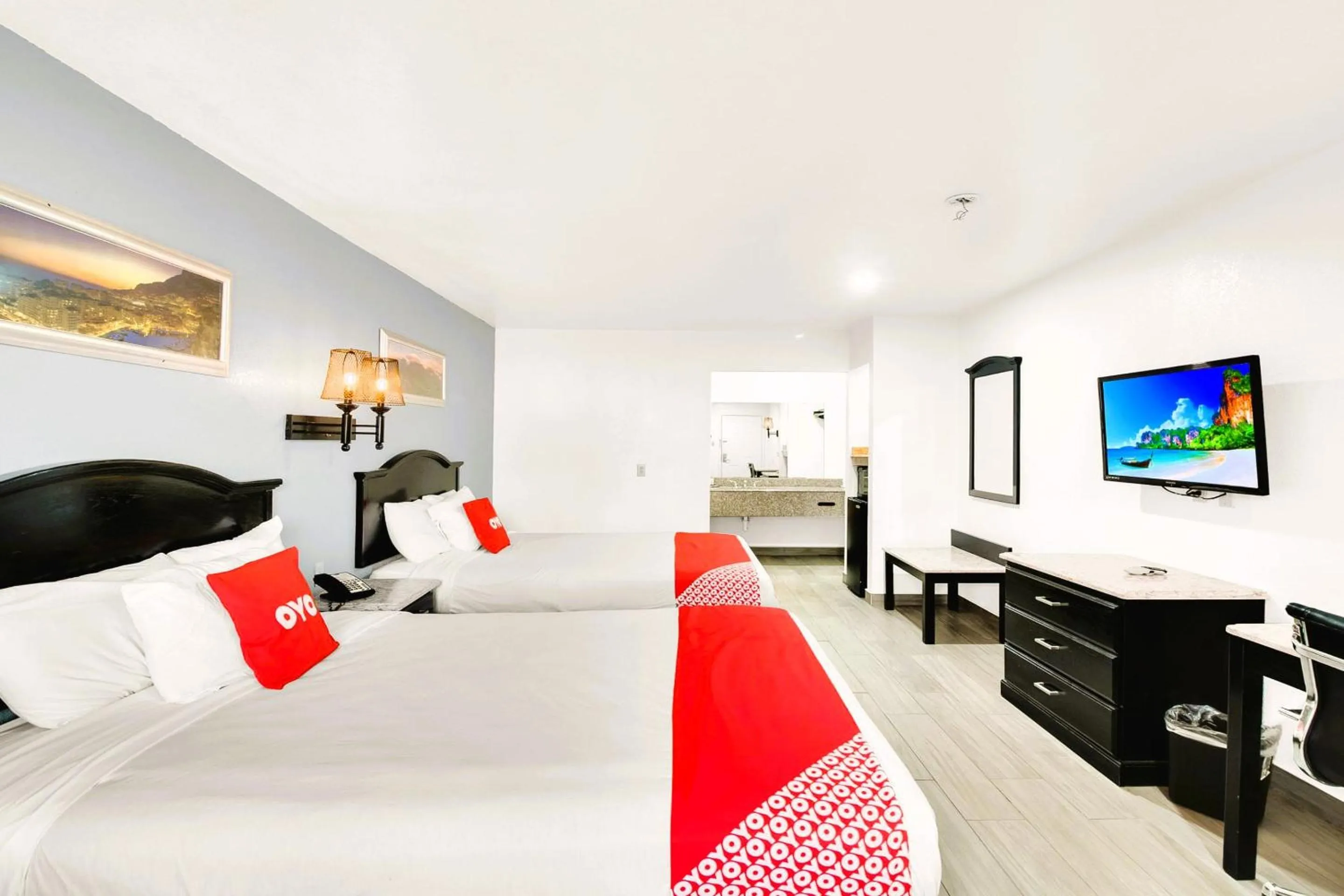 2 Queen Bed Smoking in Three Rivers Executive Inn & Suites By OYO