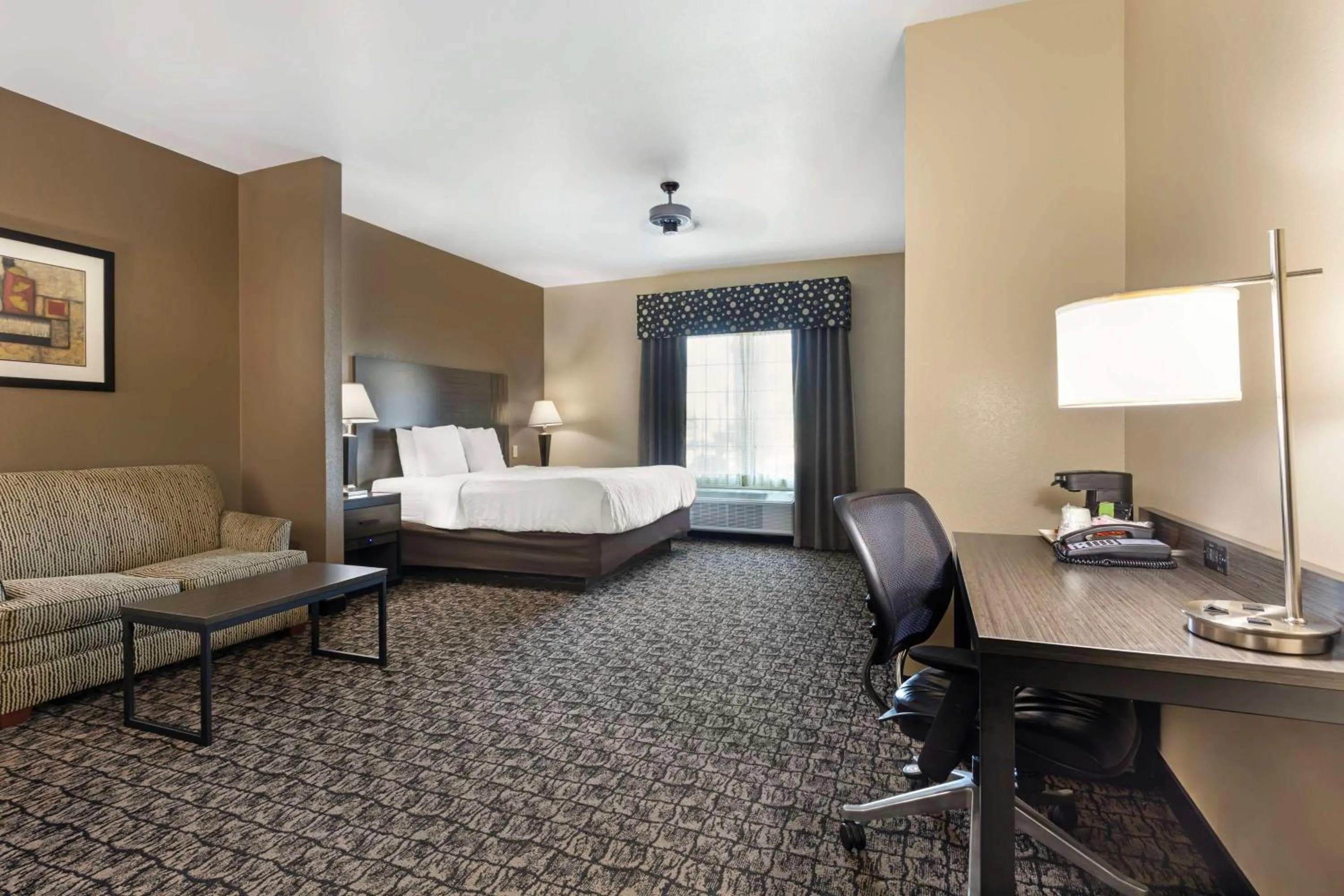 King Suite - Disability Access in Best Western Carthage Inn & Suites