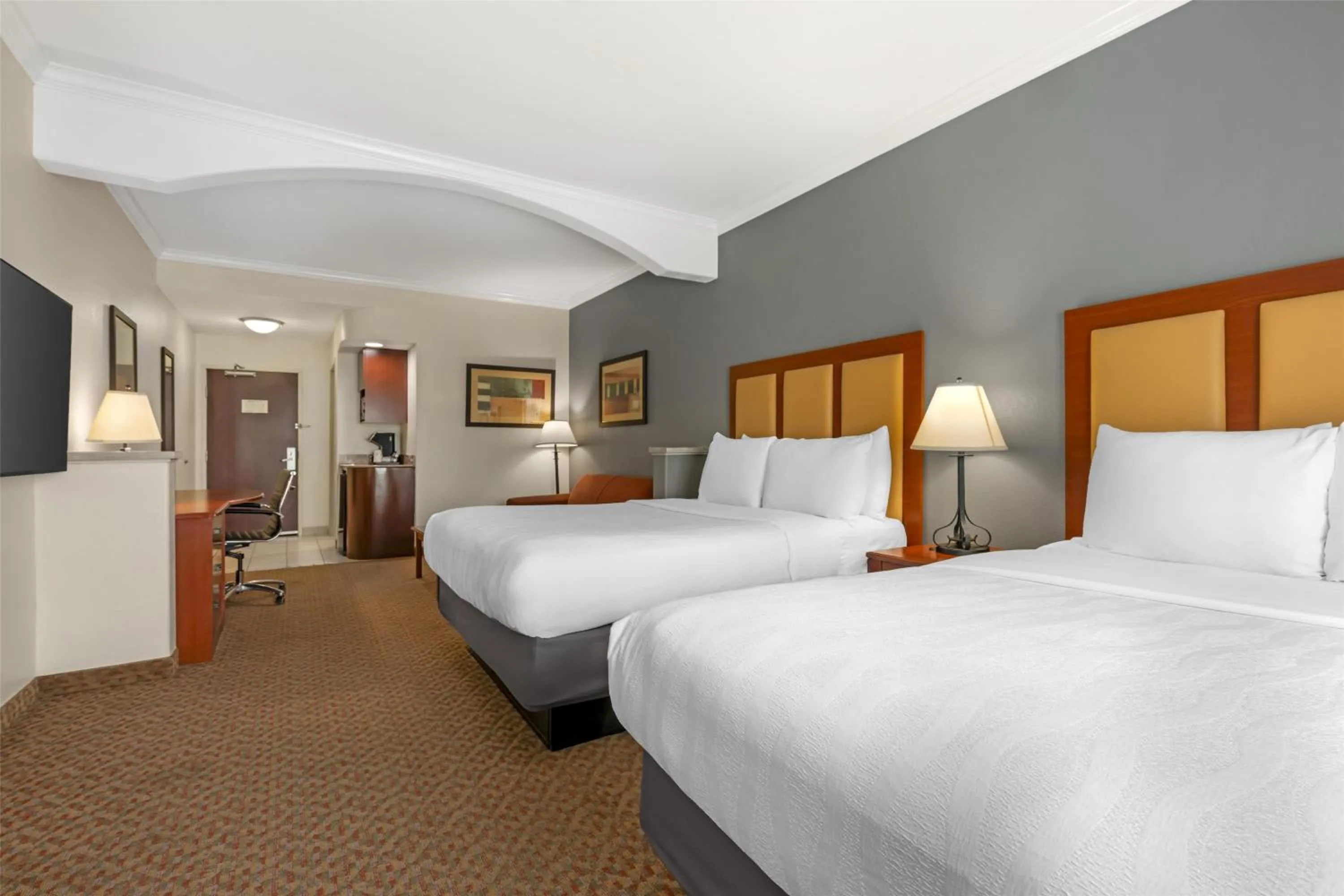 Queen Suite with Two Queen Beds - Non-Smoking in Best Western Plus Waxahachie Inn & Suites