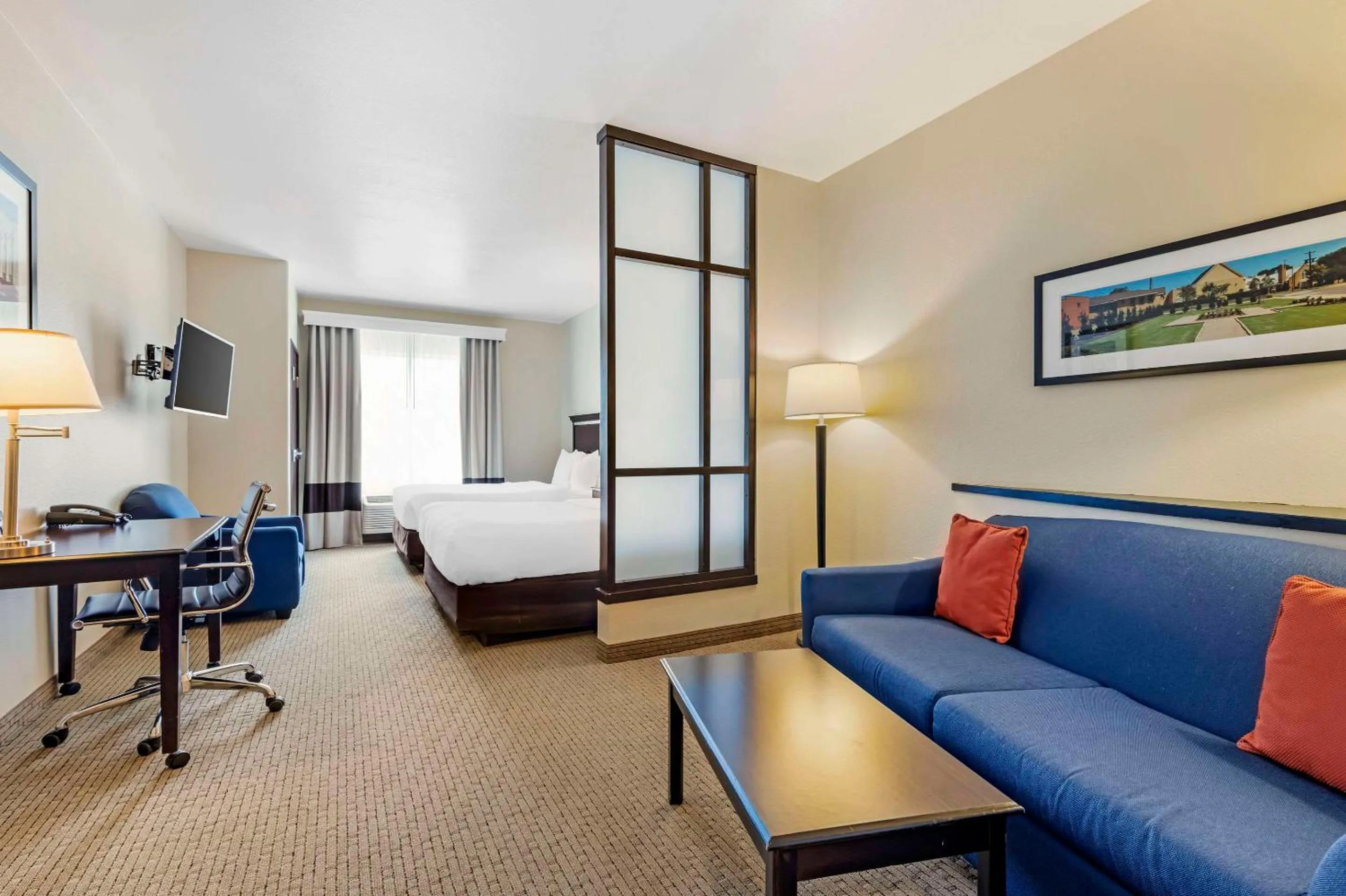 Queen Suite with Two Queen Beds - Non-Smoking in Comfort Suites