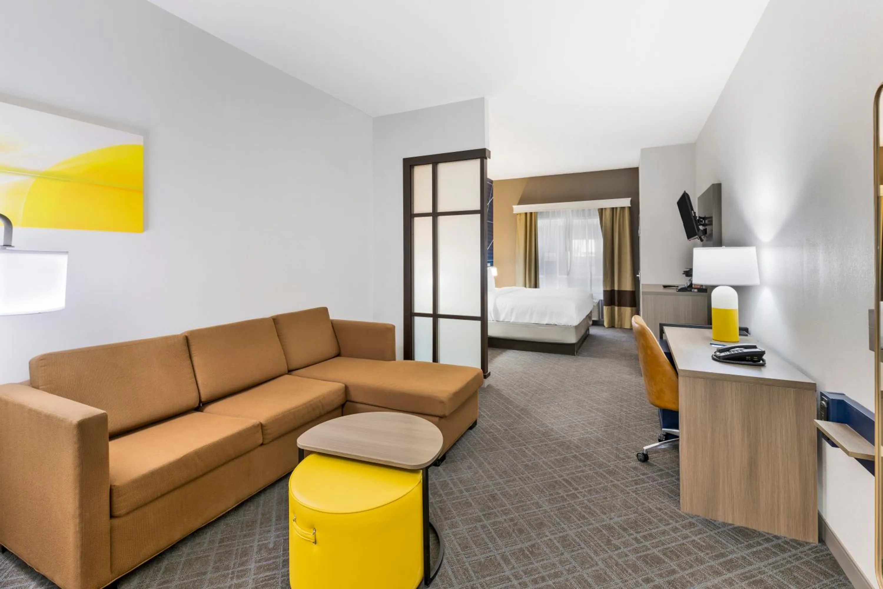 King Suite - Accessible/Non-Smoking in Comfort Suites Pecos