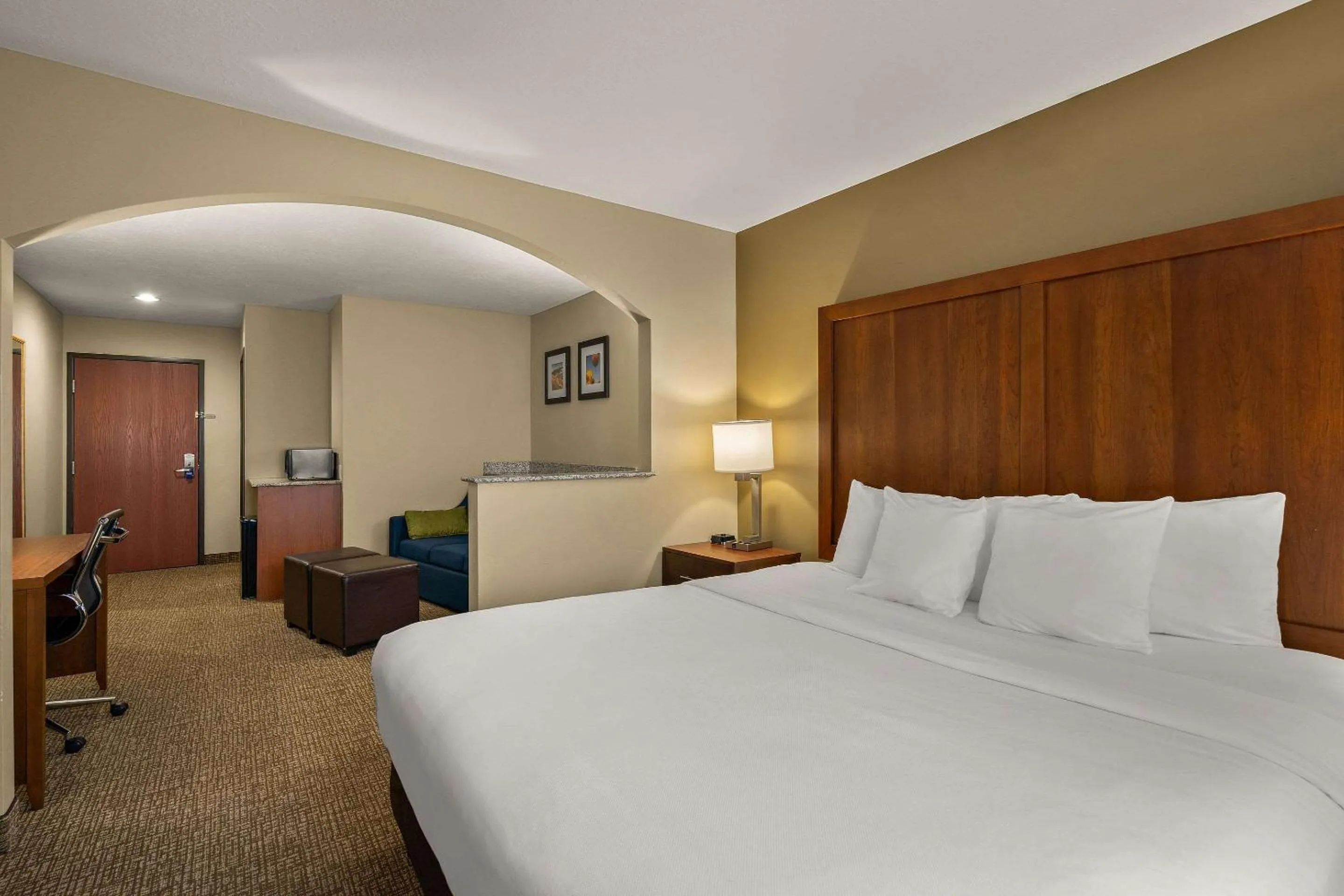 King Suite - Accessible/Non-Smoking in Comfort Inn Ogden near Event Center