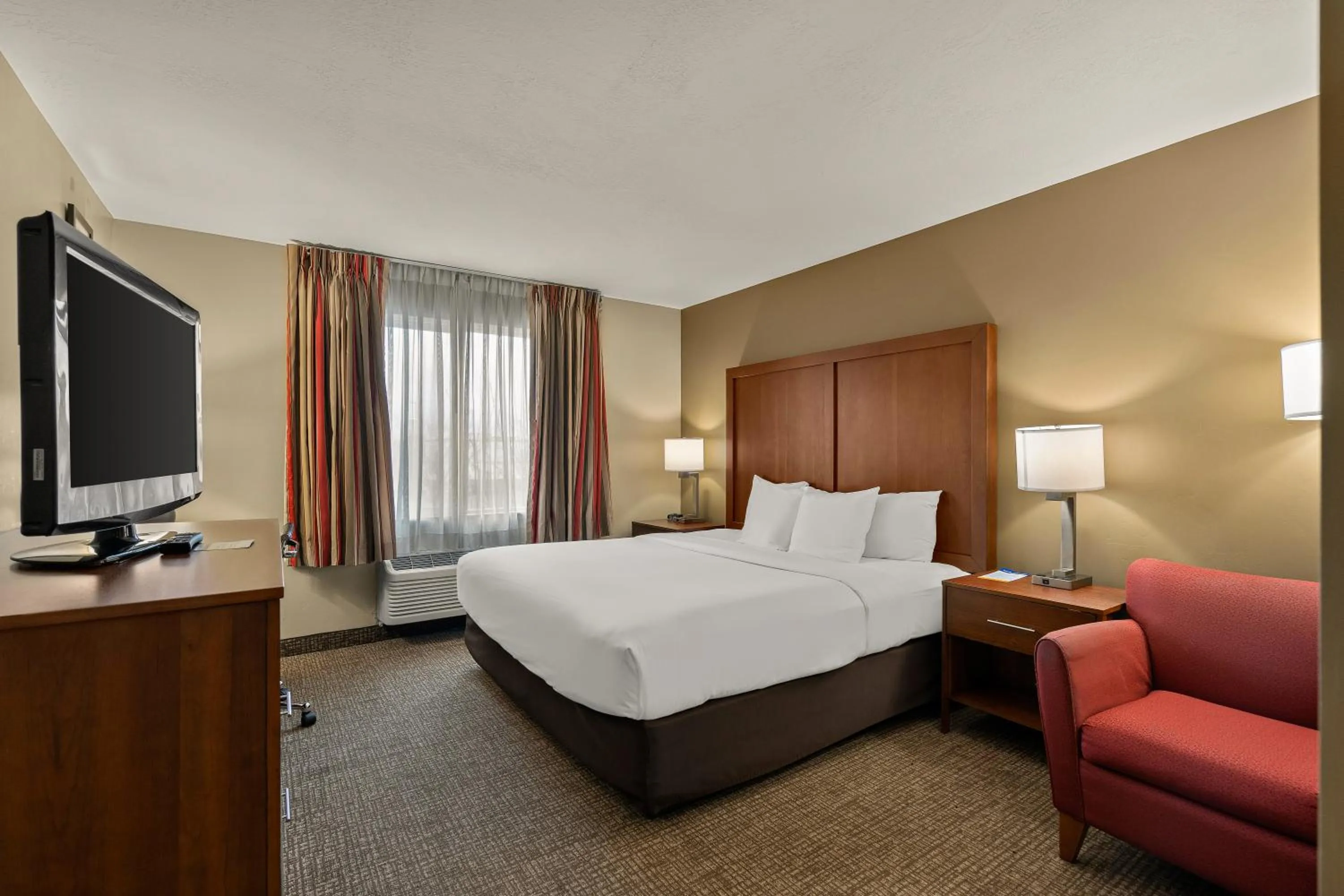 King Room - Non Smoking in Comfort Inn Ogden near Event Center