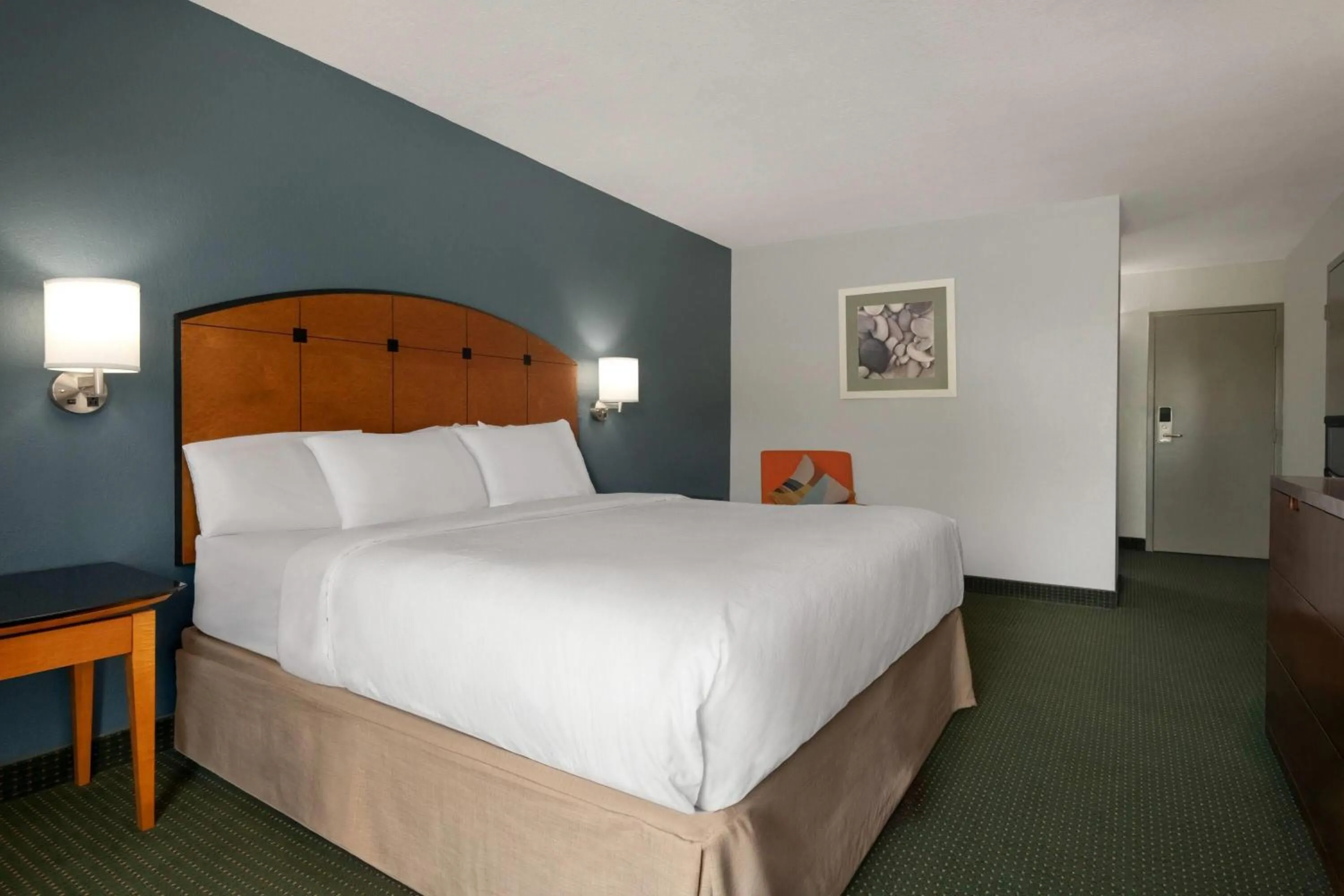 King Room - Non-Smoking in Baymont by Wyndham Salem Roanoke Area