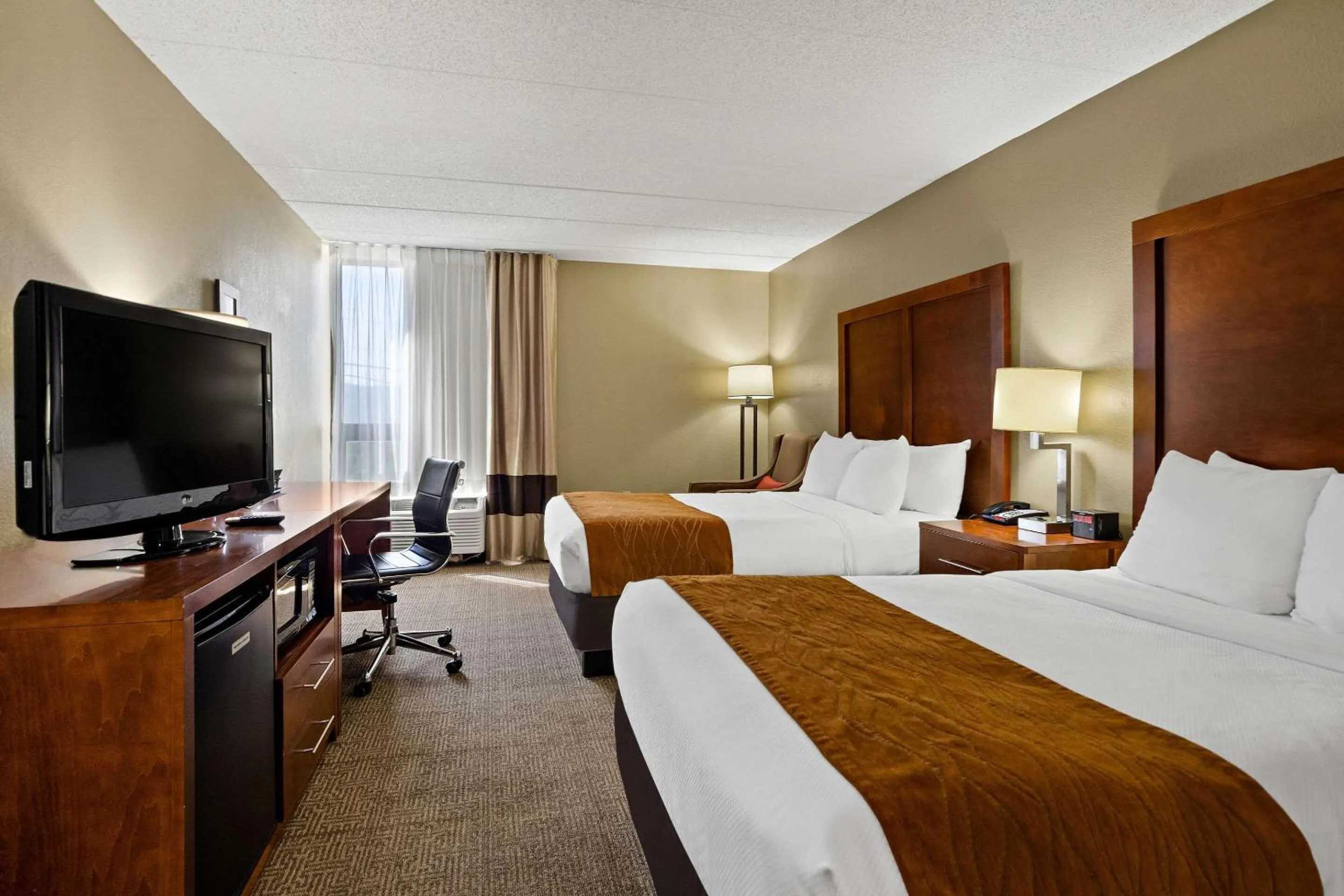 Double Room with Two Double Beds - Non-Smoking in Comfort Inn Wytheville