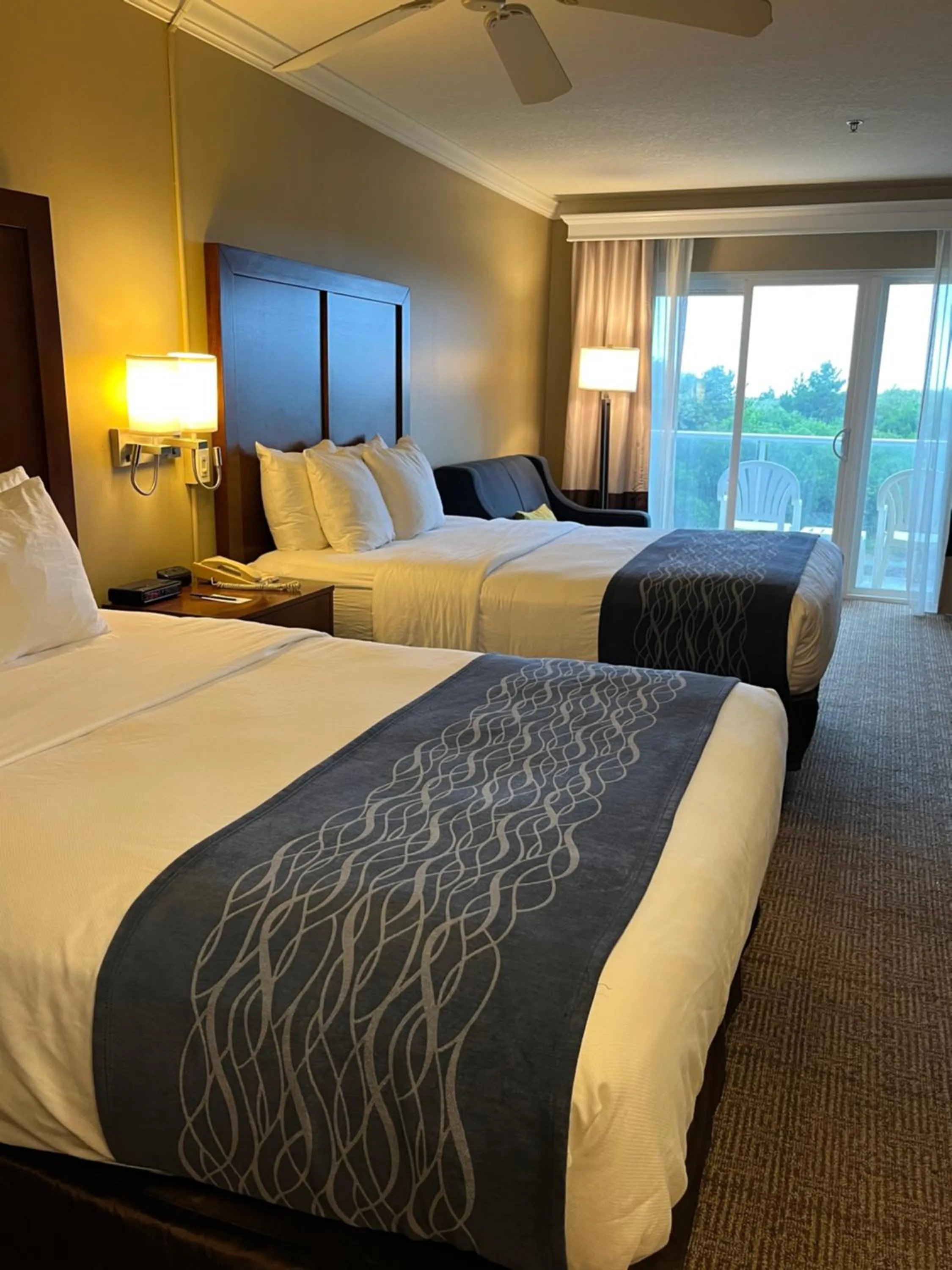 Deluxe Queen Room with Two Queen Beds - Non-Smoking in Comfort Inn & Suites Ocean Shores