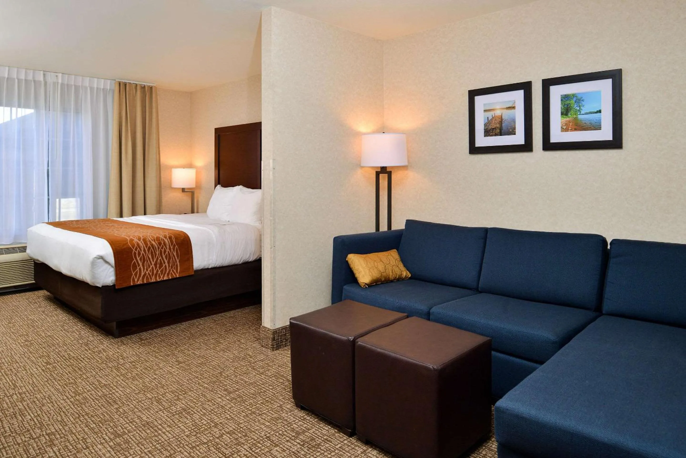 King Room - Non-Smoking in Comfort Inn & Suites DeForest