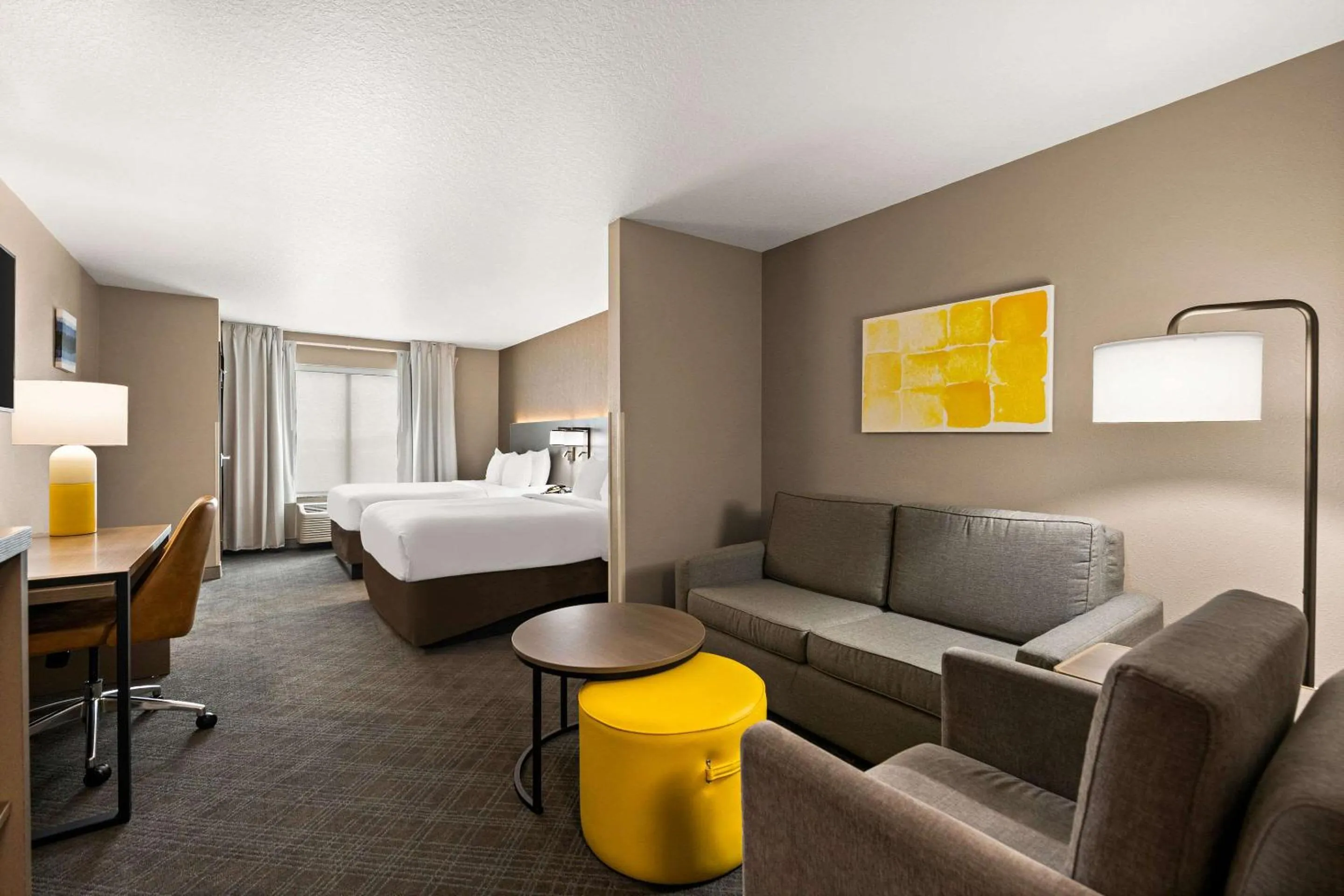 Queen Suite with Two Queen Beds - Accessible/Non-Smoking in Comfort Suites Hudson I-94