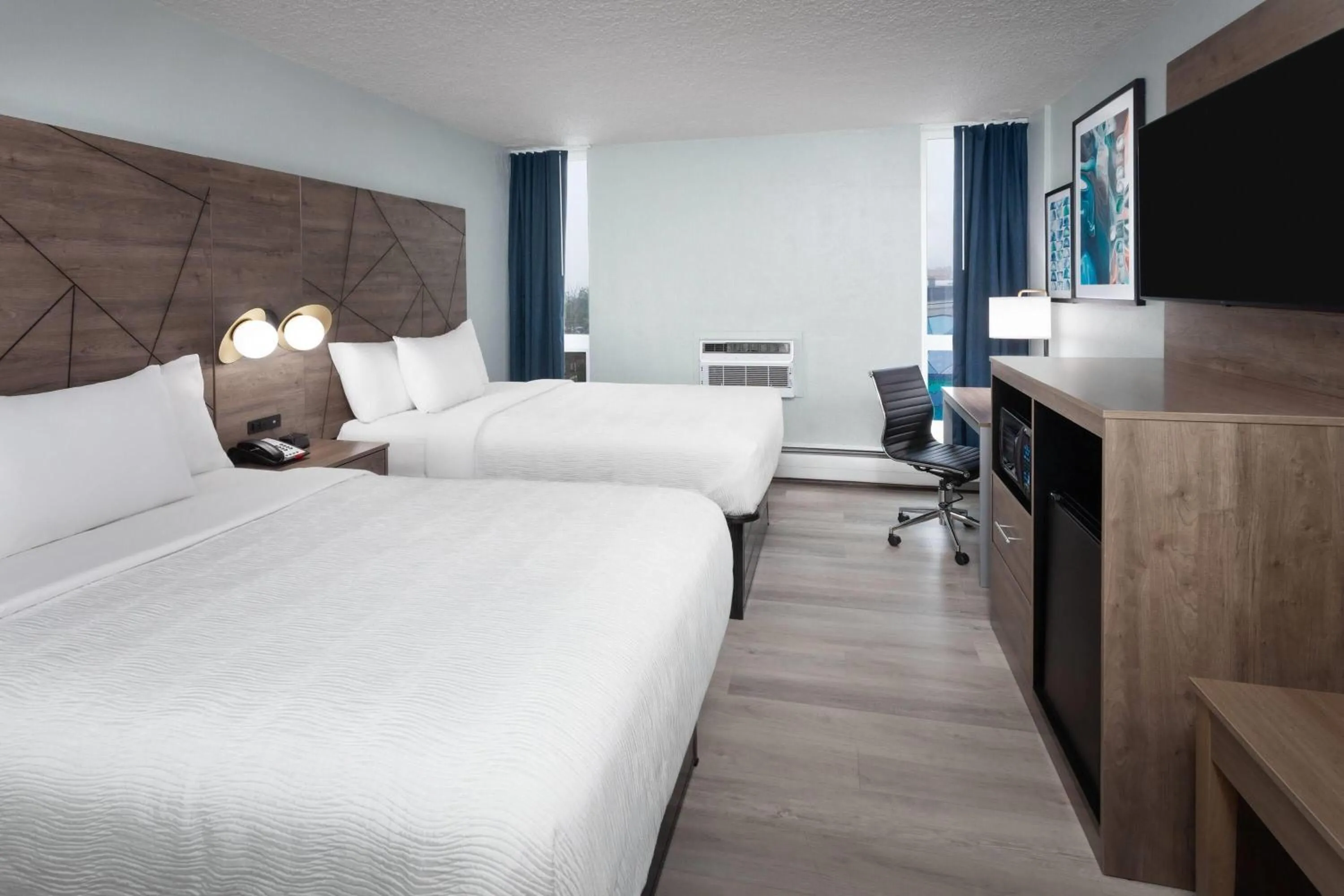 Double Room with Two Double Beds - Non-Smoking in Wingate by Wyndham Sheboygan