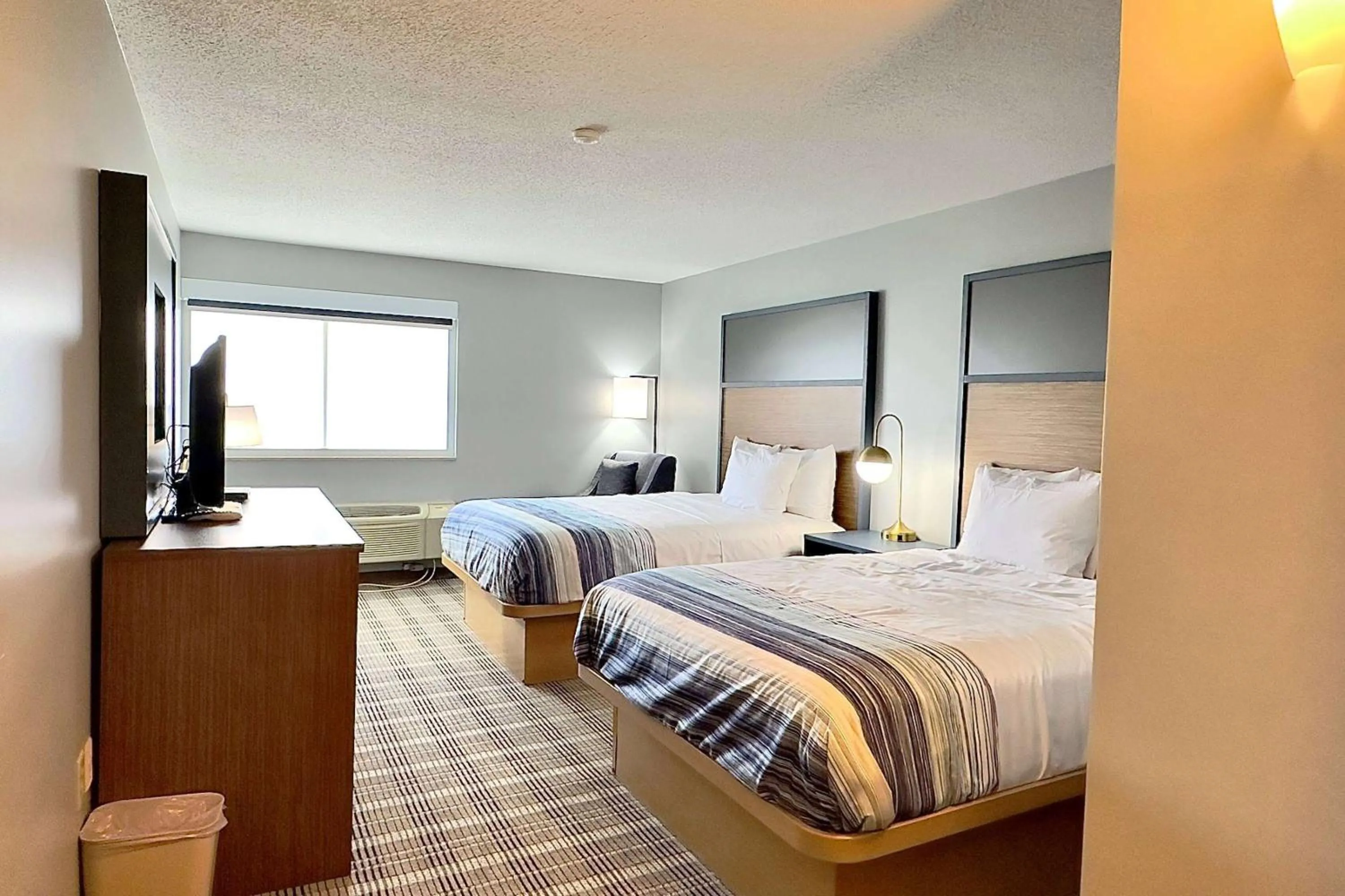 Studio Suite with Two Queen Beds and Jetted Tub - Non-Smoking in AmericInn by Wyndham Marshfield