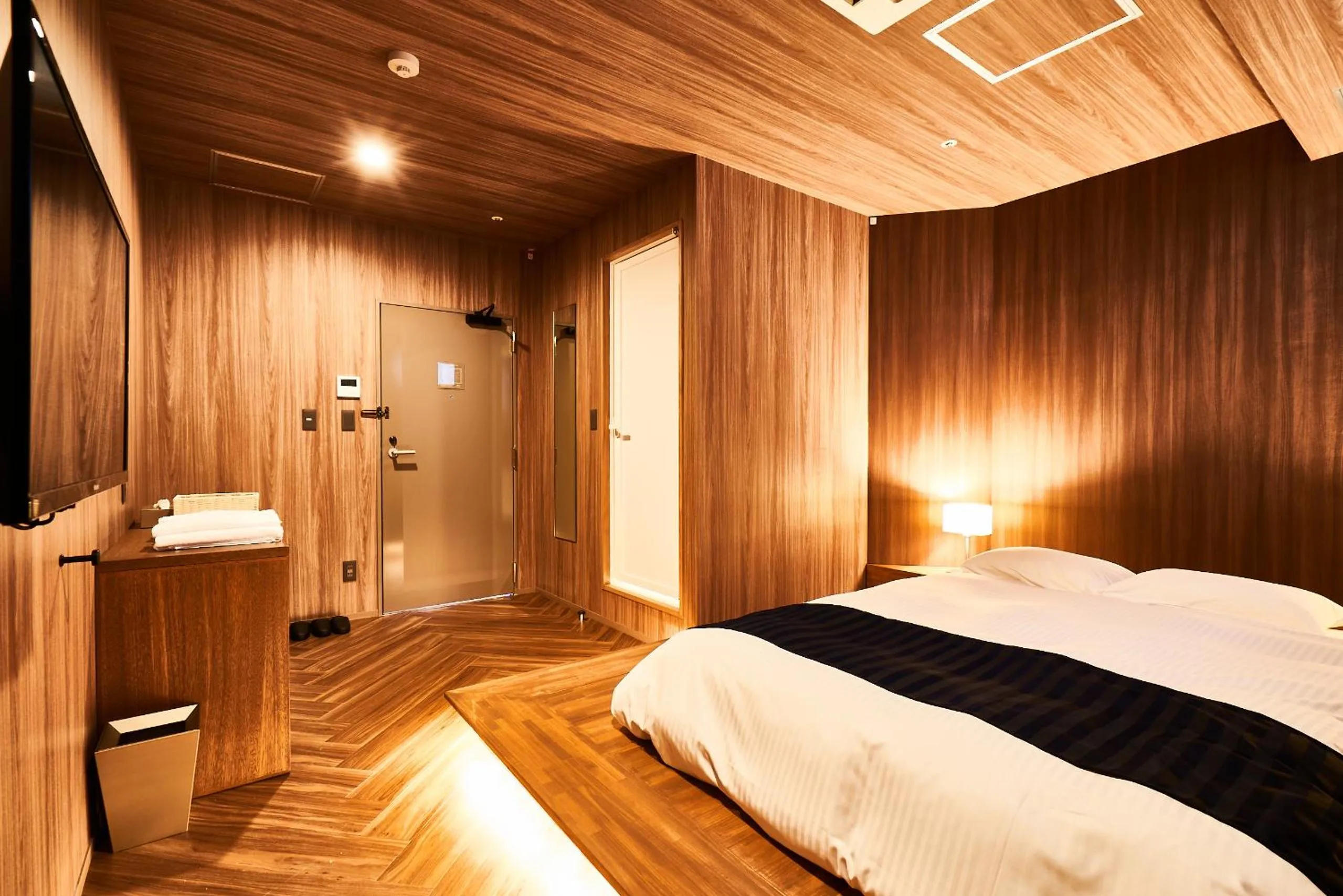 Superior Double Room in &AND HOSTEL HOMMACHI EAST