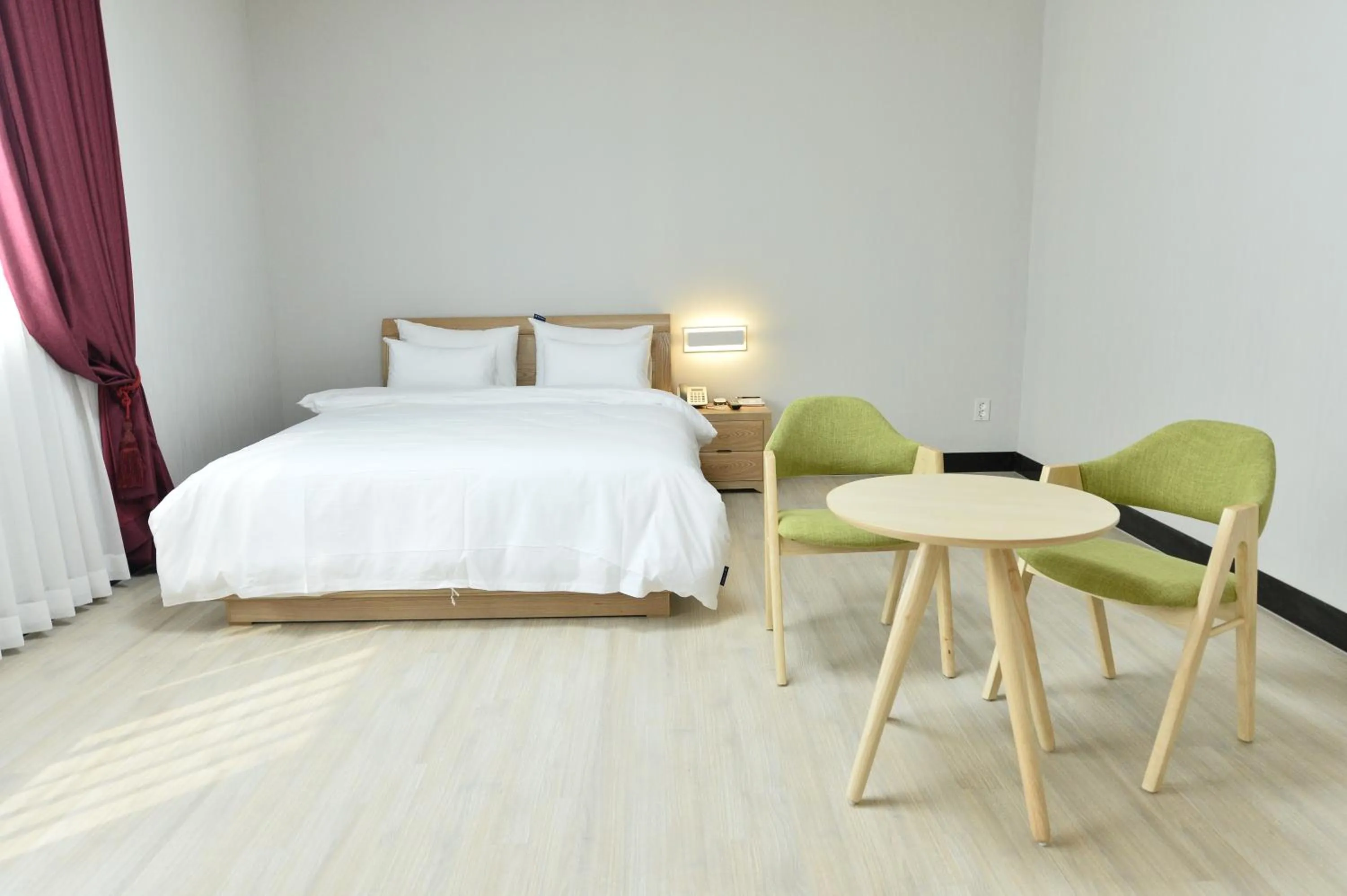 Deluxe Twin Room in Gwangju Tourist Hotel