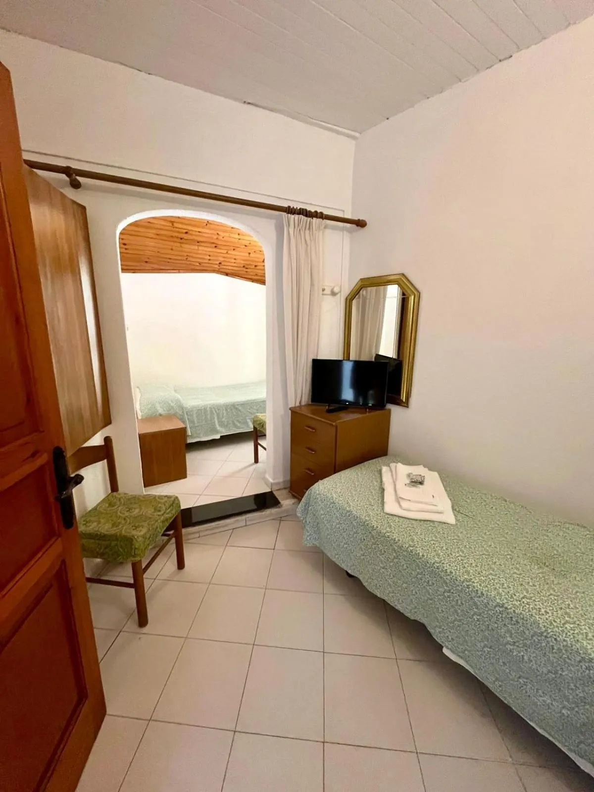 Double Room (1 Adult + 1 Child) in Hotel la Maggioressa