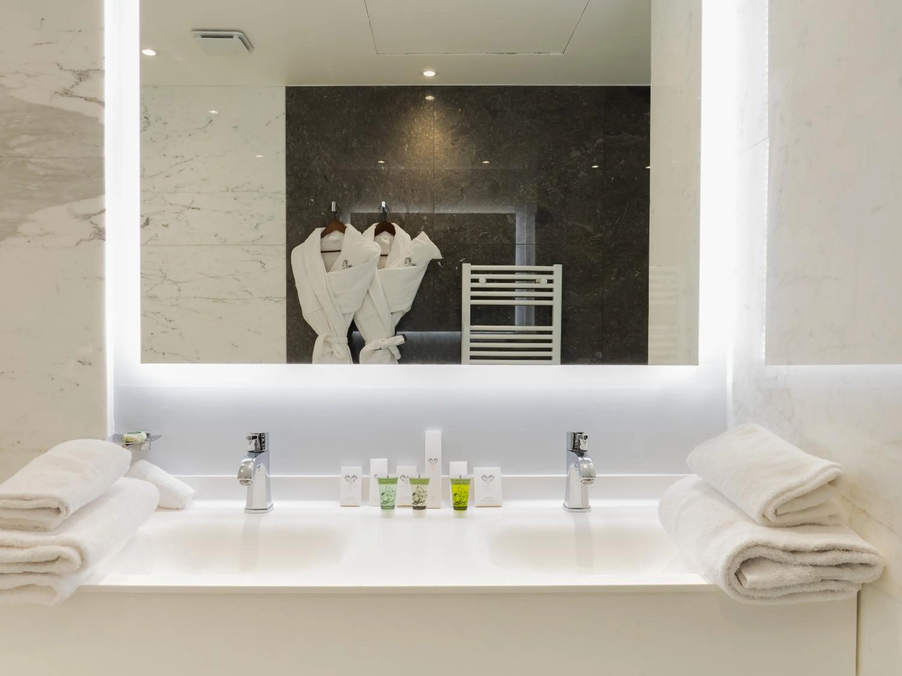 Junior Suite in Villa Genesis