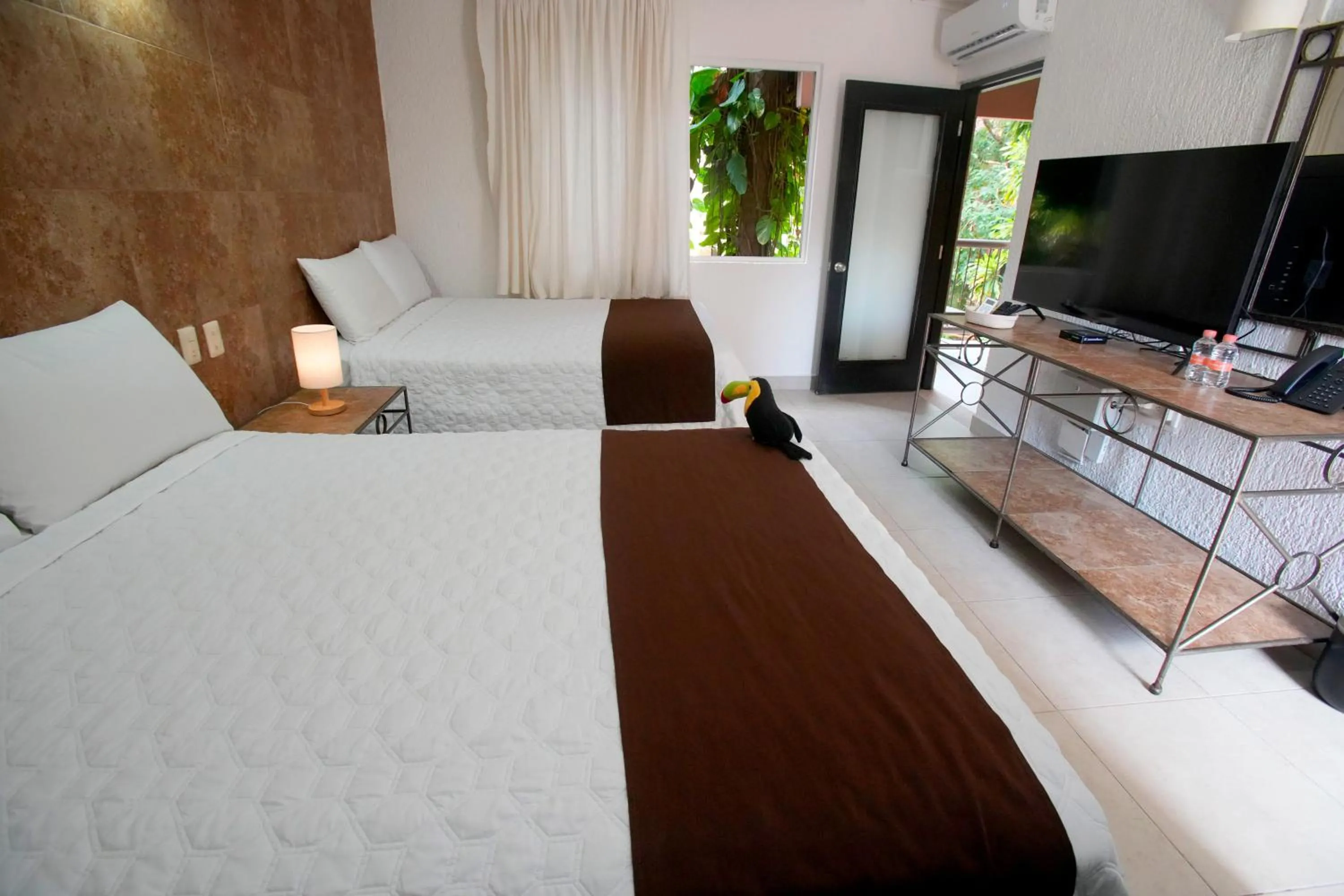 Deluxe Room in Tukan Hotel Playa del Carmen