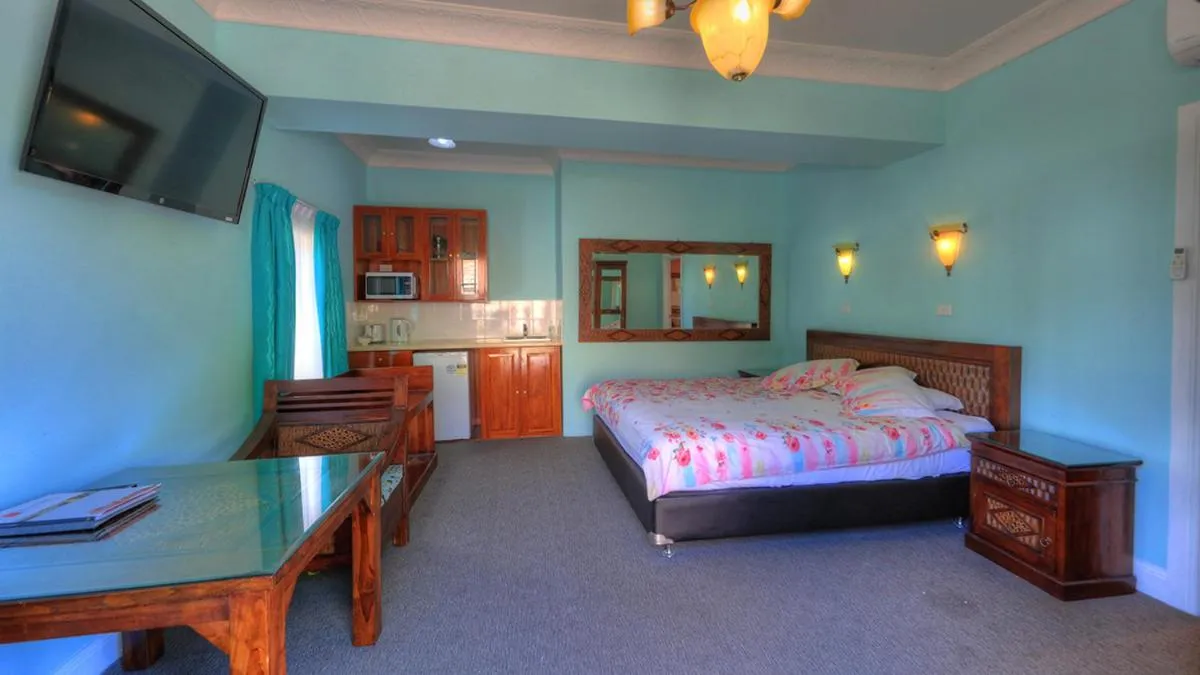 Double Room with Kitchenette in Hatchers Richmond Manor