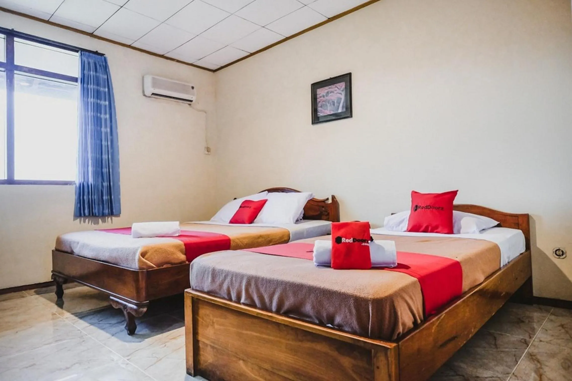 Family Room in RedDoorz @ Ungaran