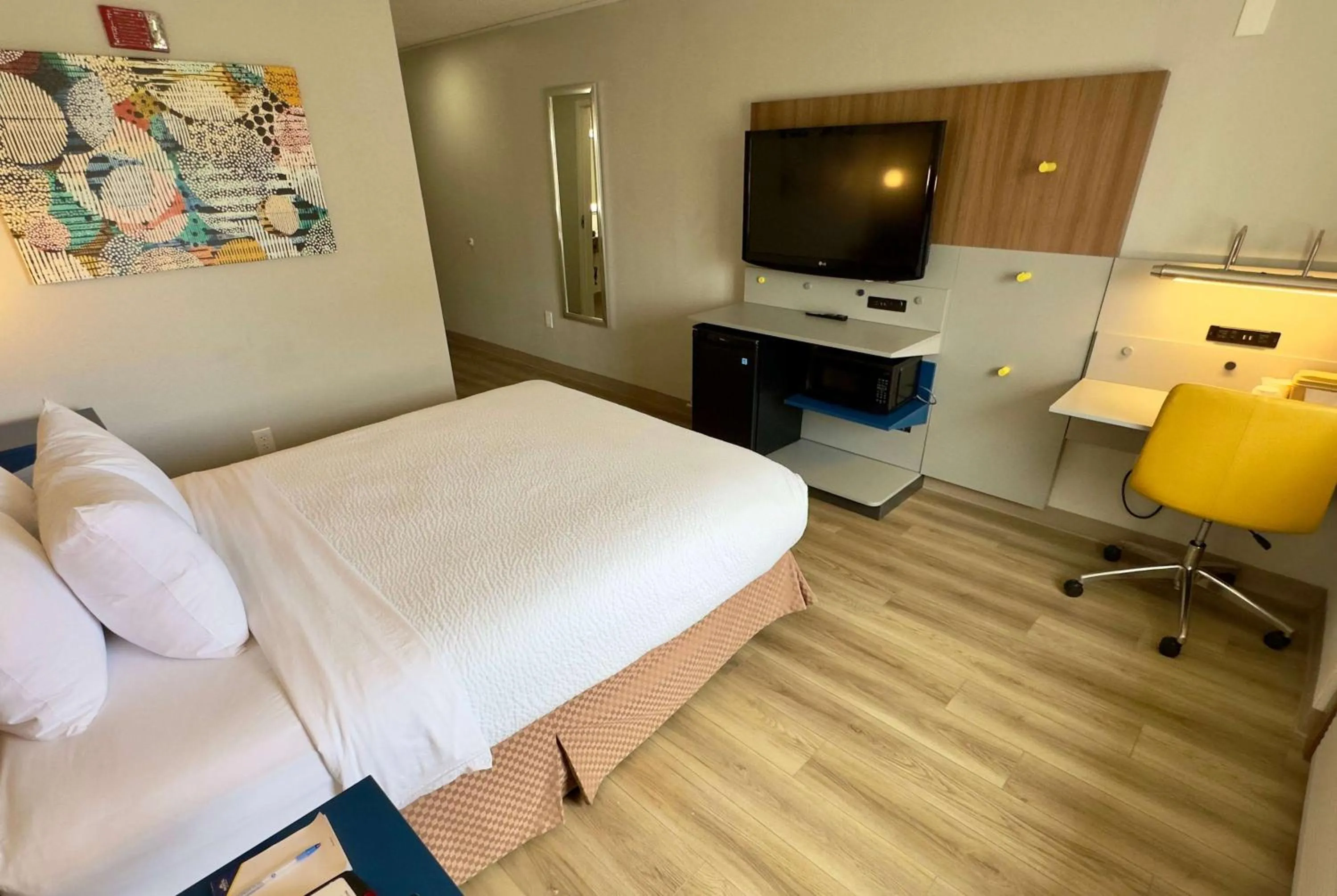 Queen Room - Mobility Access/Non-Smoking in Microtel Inn & Suites by Wyndham Denver Airport