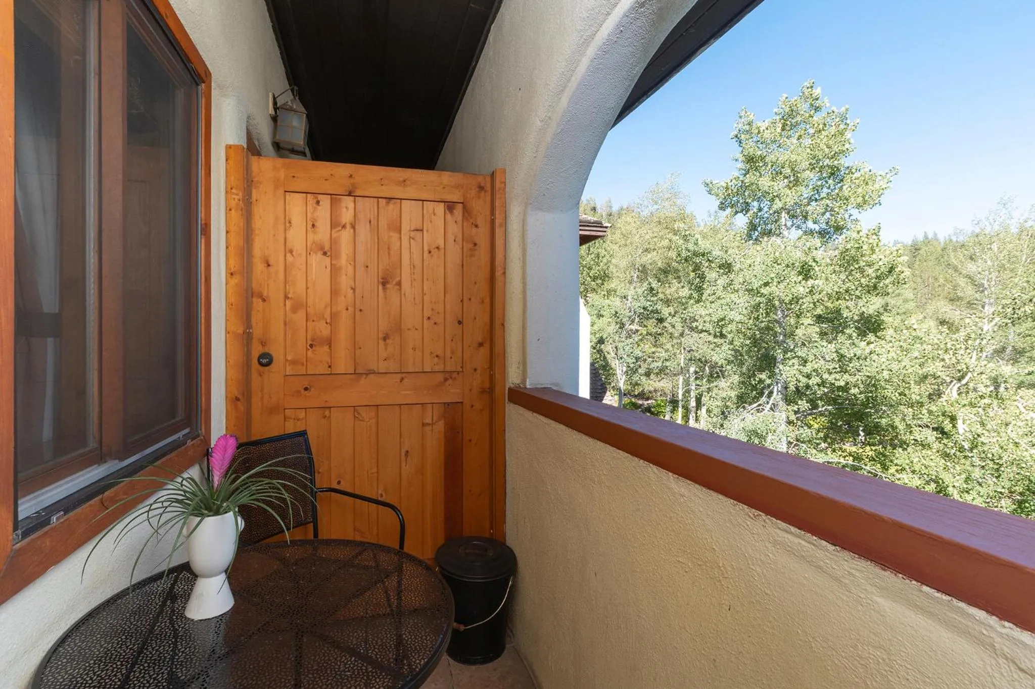 Deluxe Suite in Olympic Village Inn Olympic Valley